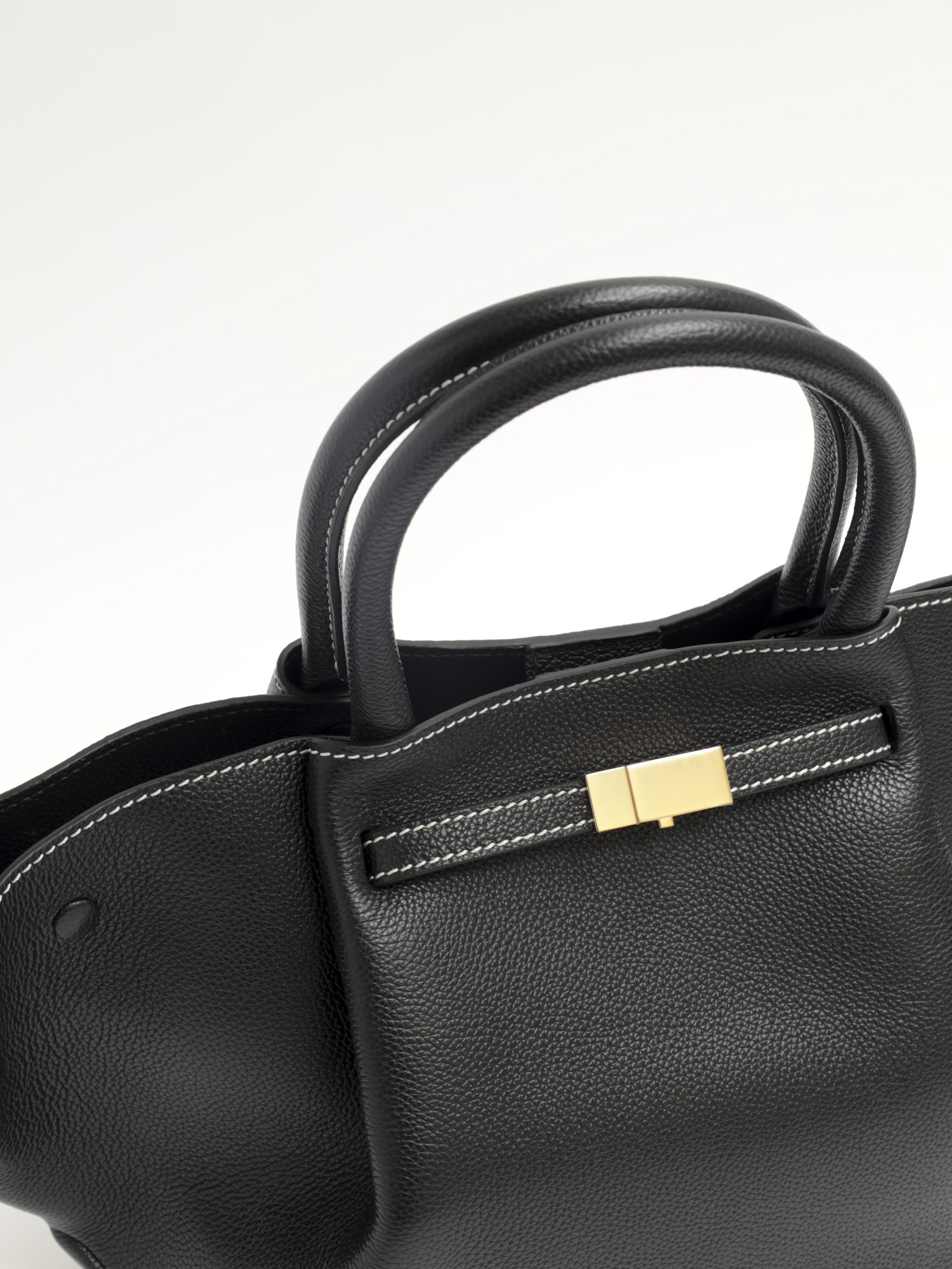 DeMellier The New York 6