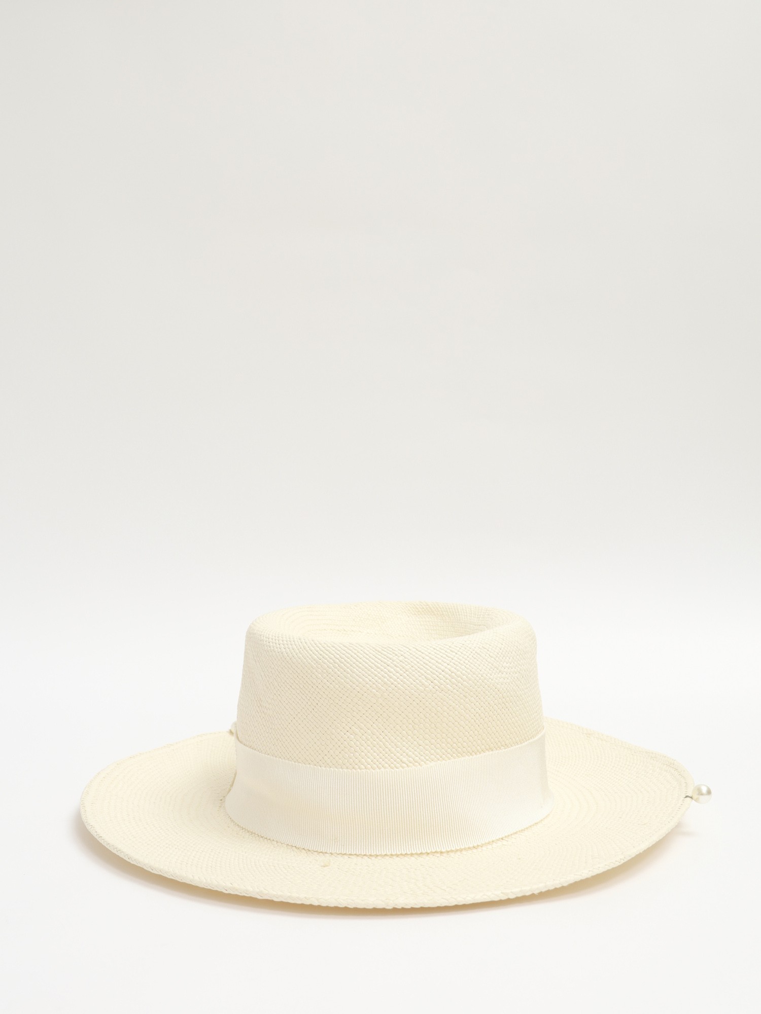 Ruslan Baginskiy Hat 4