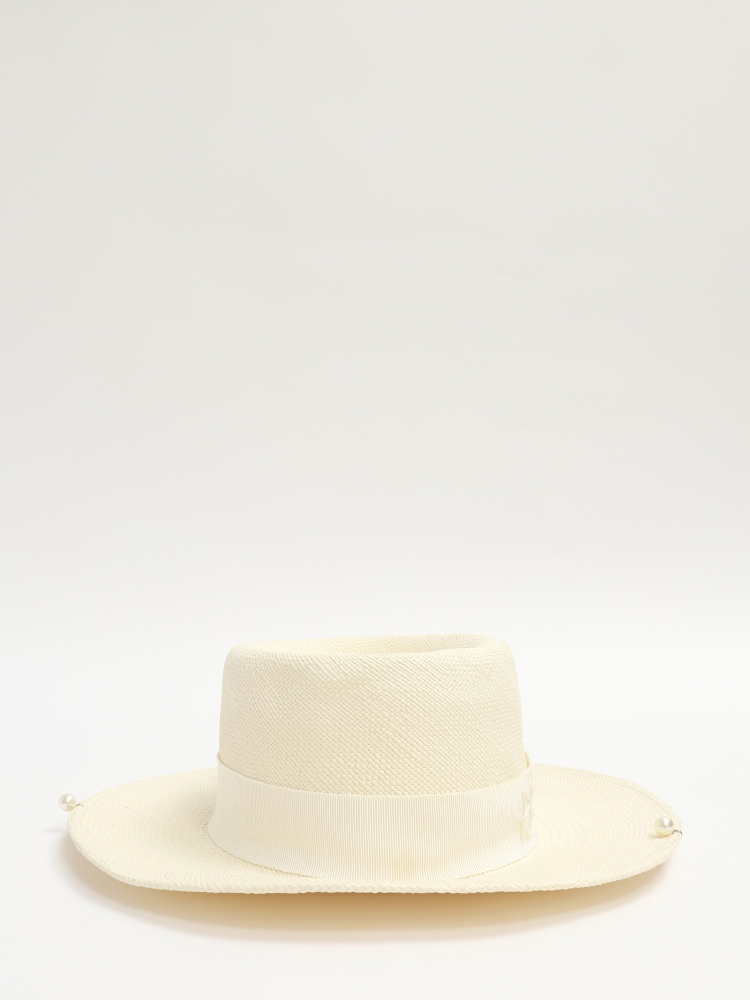 Ruslan Baginskiy Hat 2