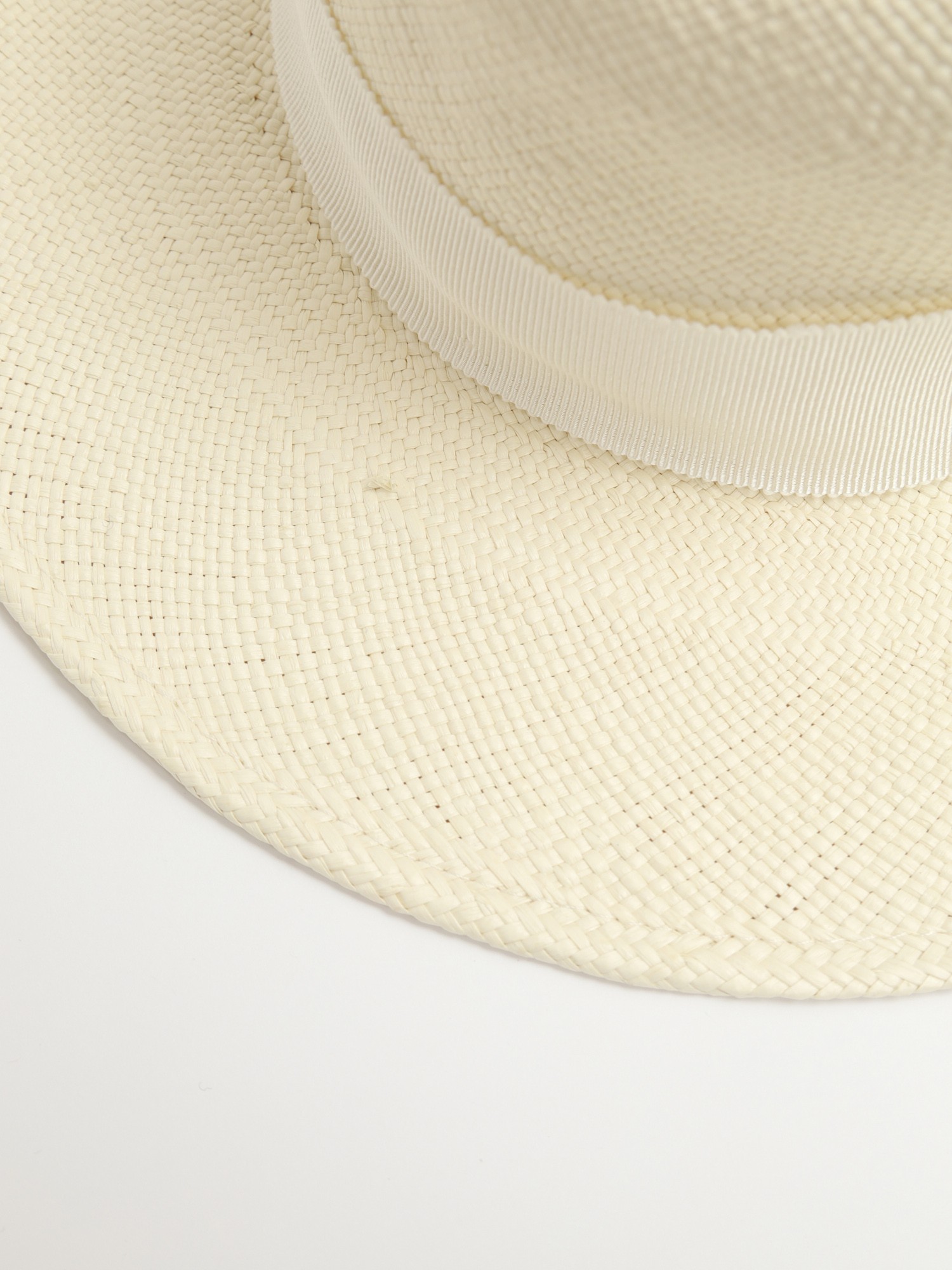 Ruslan Baginskiy Hat 9