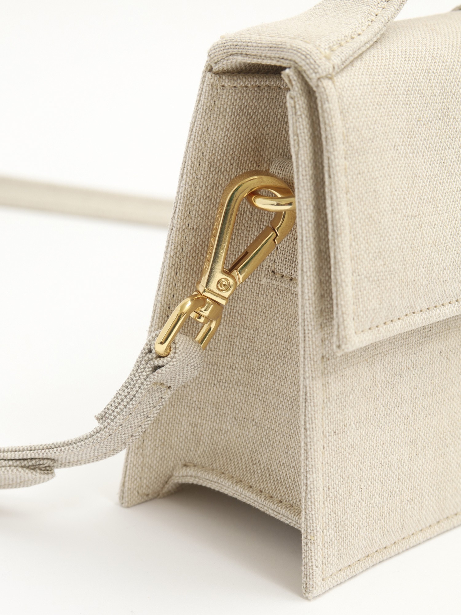 Jacquemus Le Bambino 7