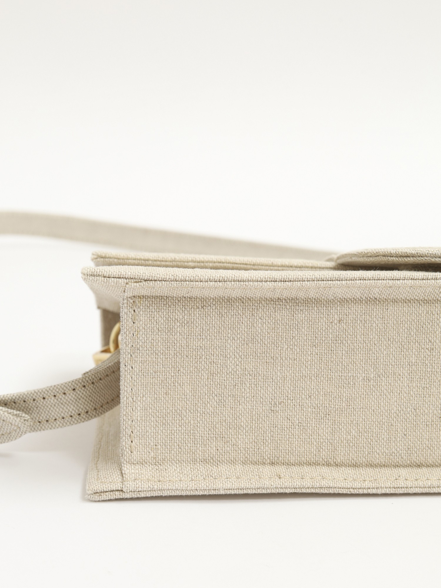 Jacquemus Le Bambino 9