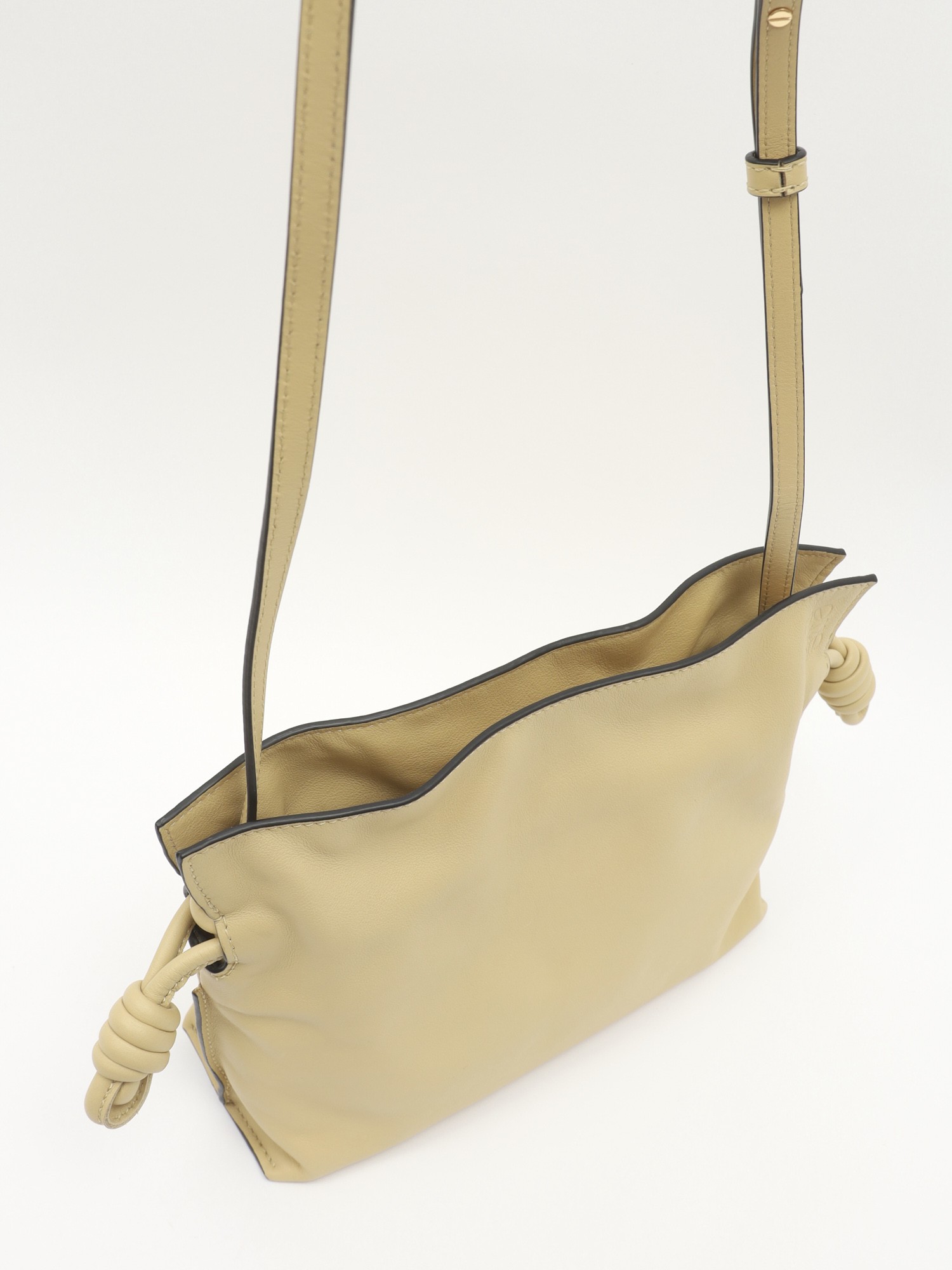 Loewe Flamenco  5