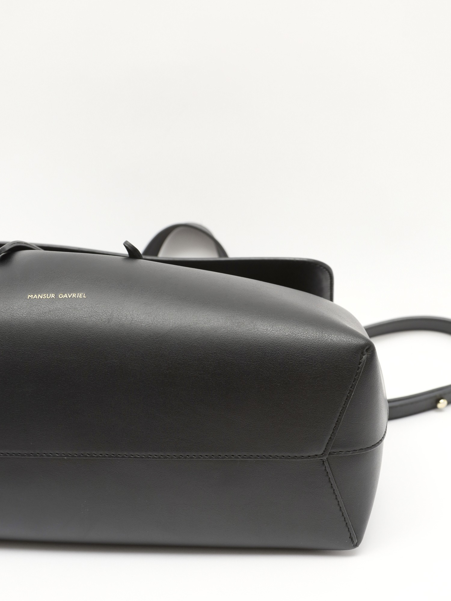 Mansur Gavriel Lady 9