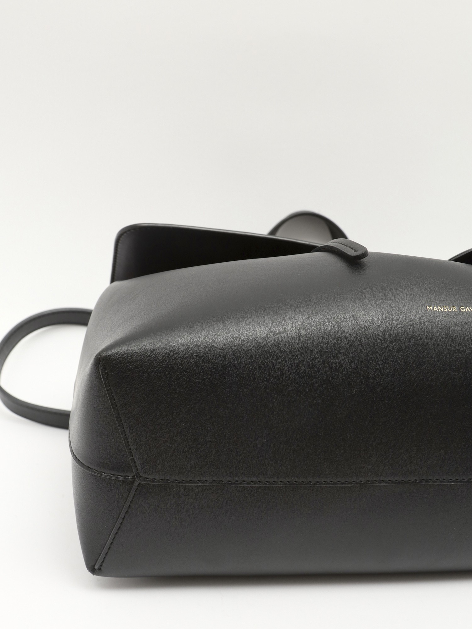 Mansur Gavriel Lady 8