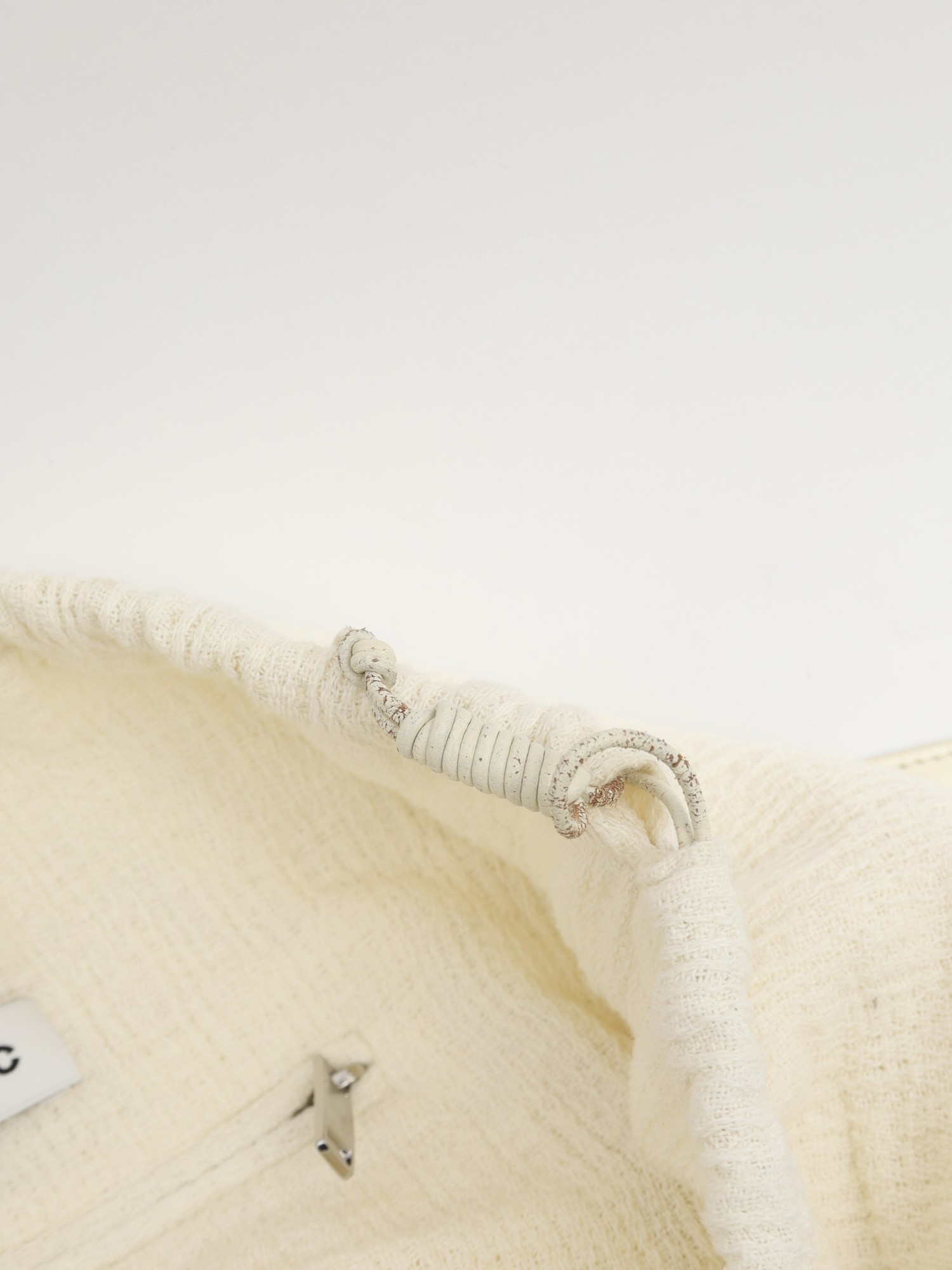 Low Classic Textile Bag 8