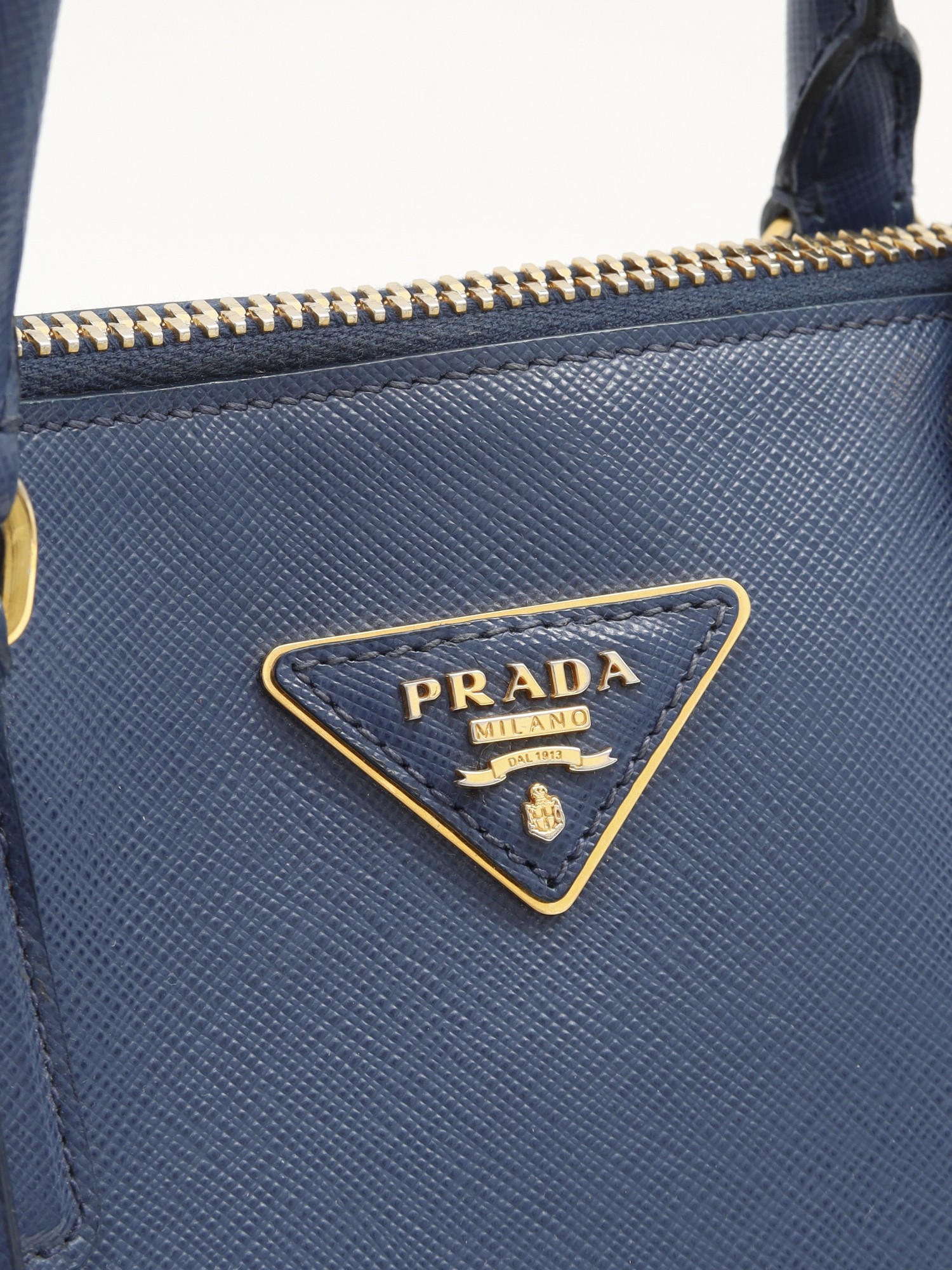Prada Promenade  5