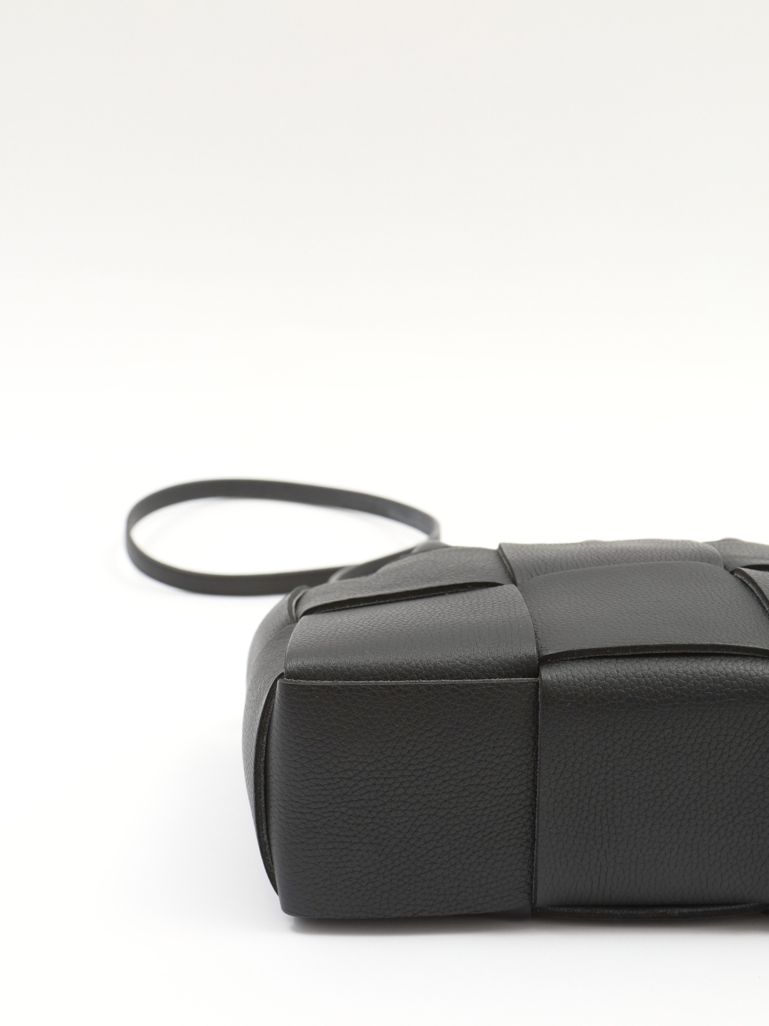 Bottega Veneta Arco 5