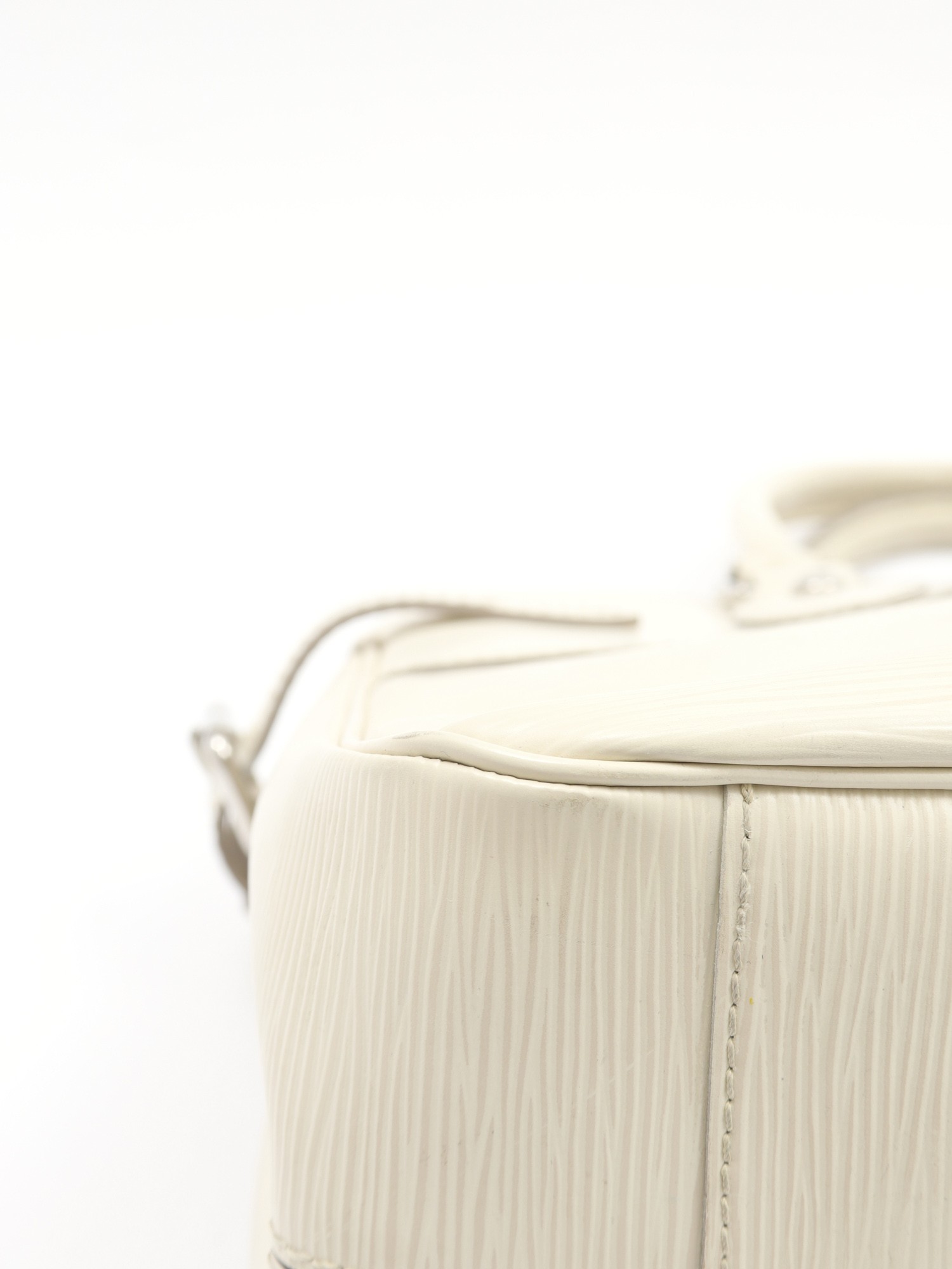 Louis Vuitton Passy 9