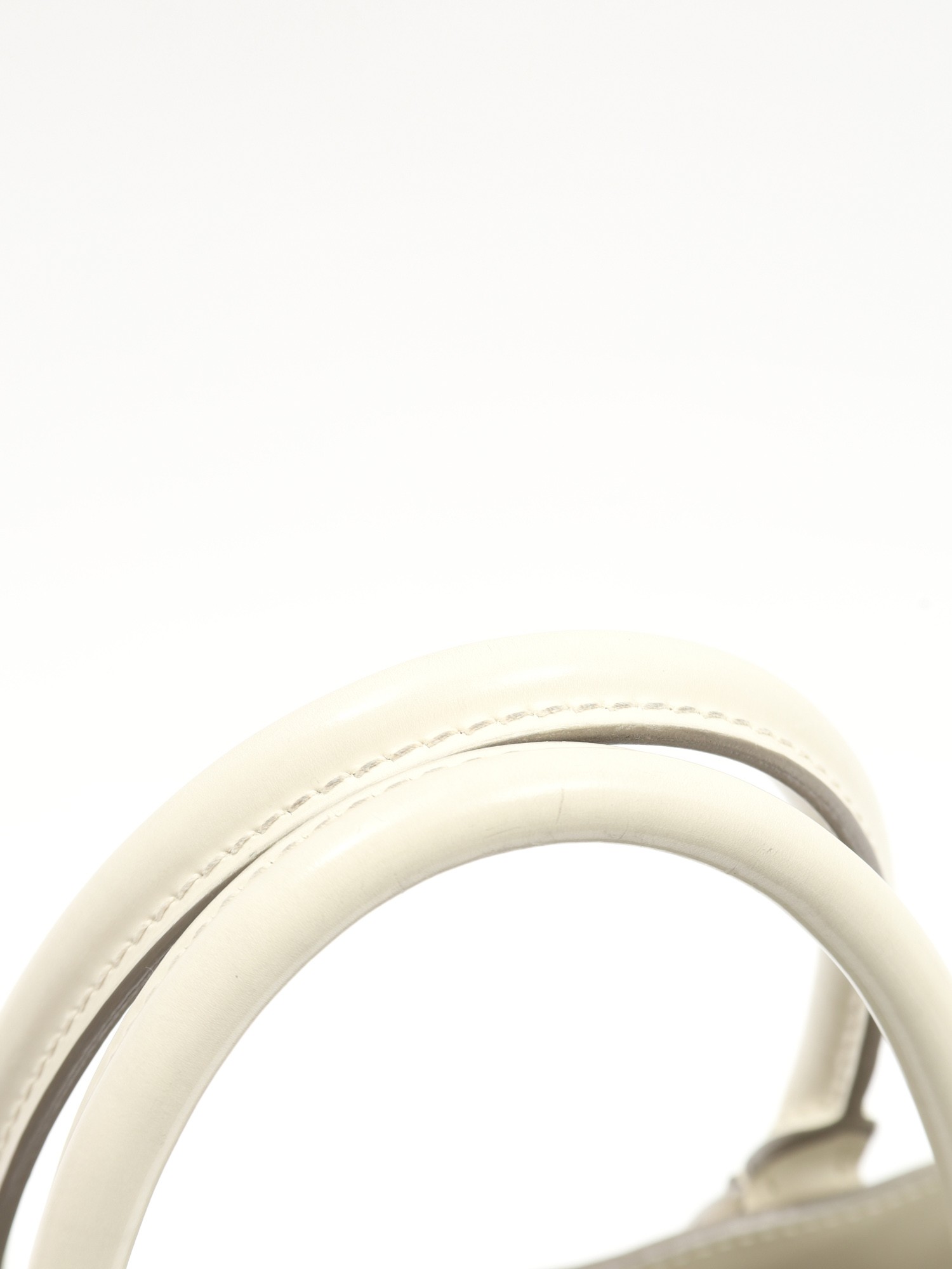 Louis Vuitton Passy 8