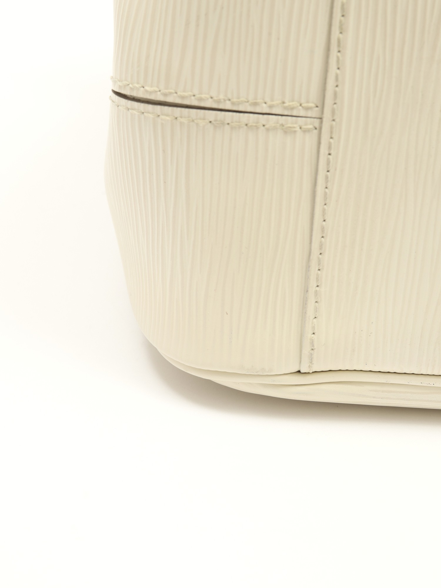 Louis Vuitton Passy 5