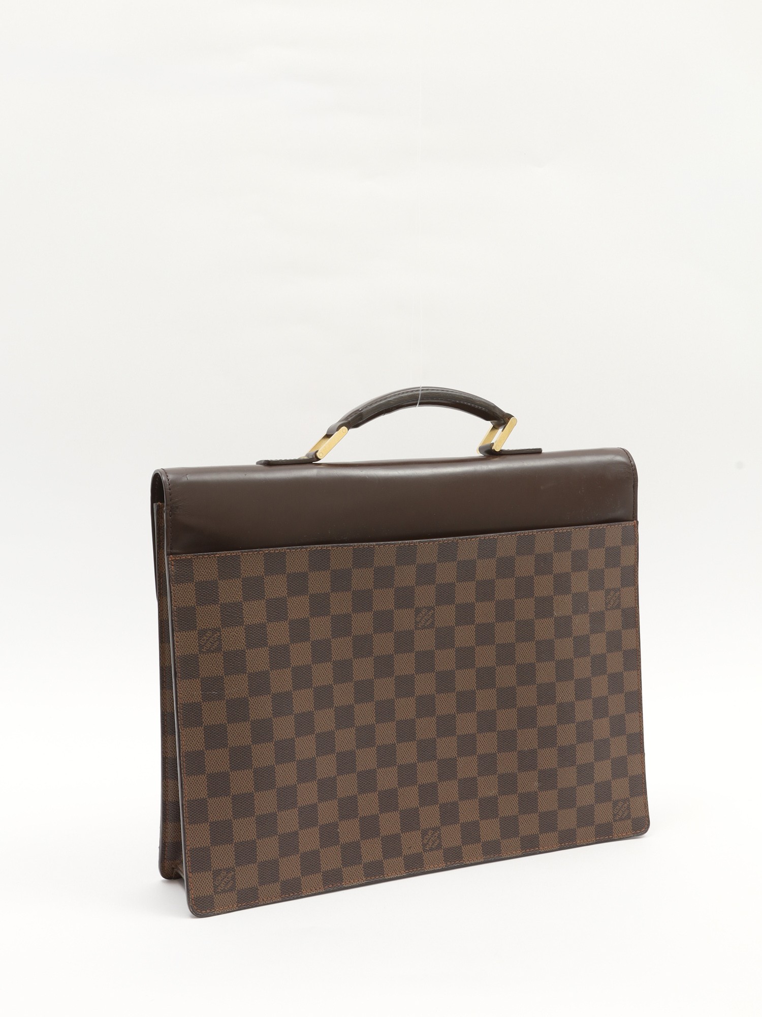 Louis Vuitton Altona 3