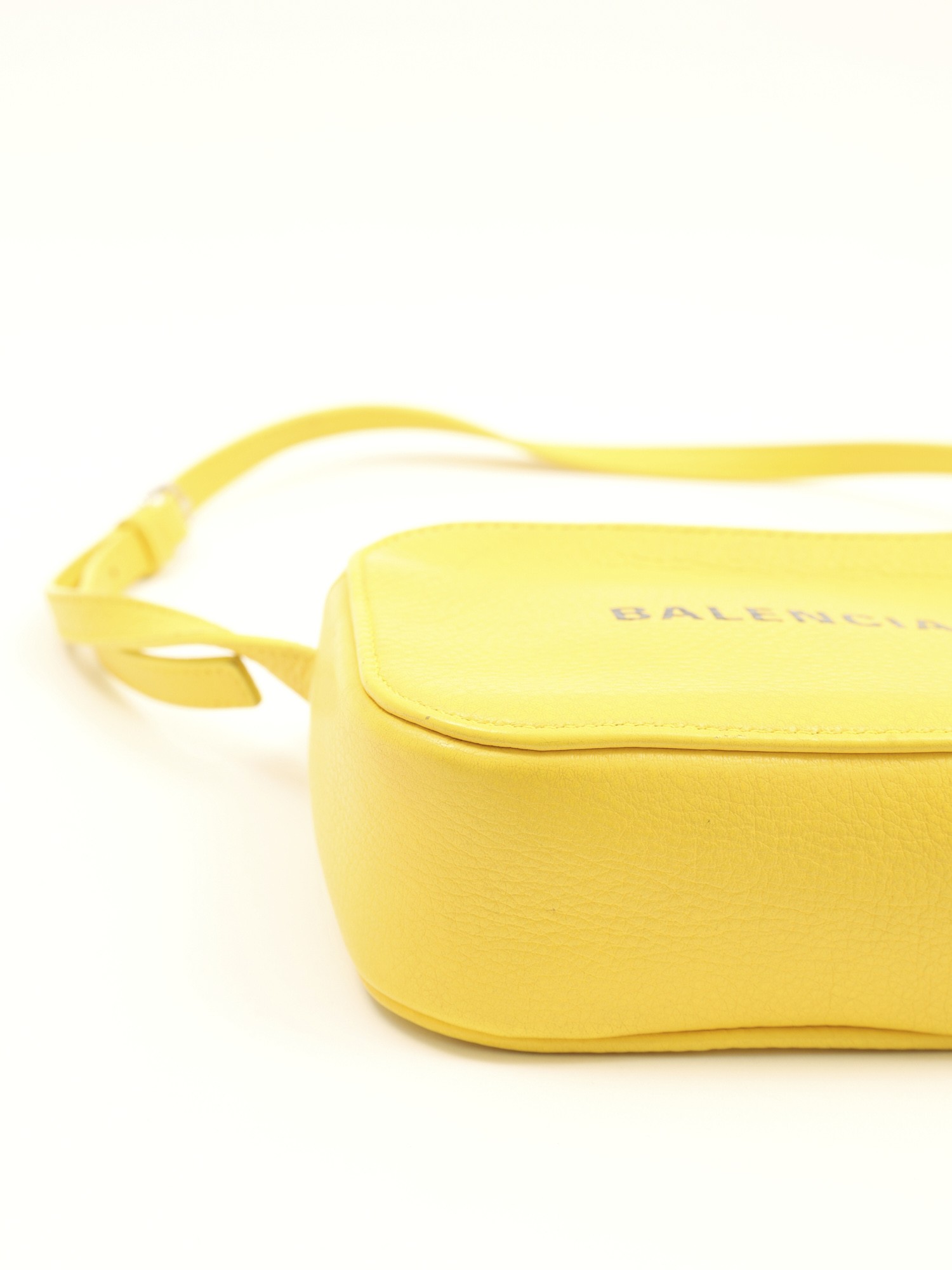 Balenciaga Everyday 10