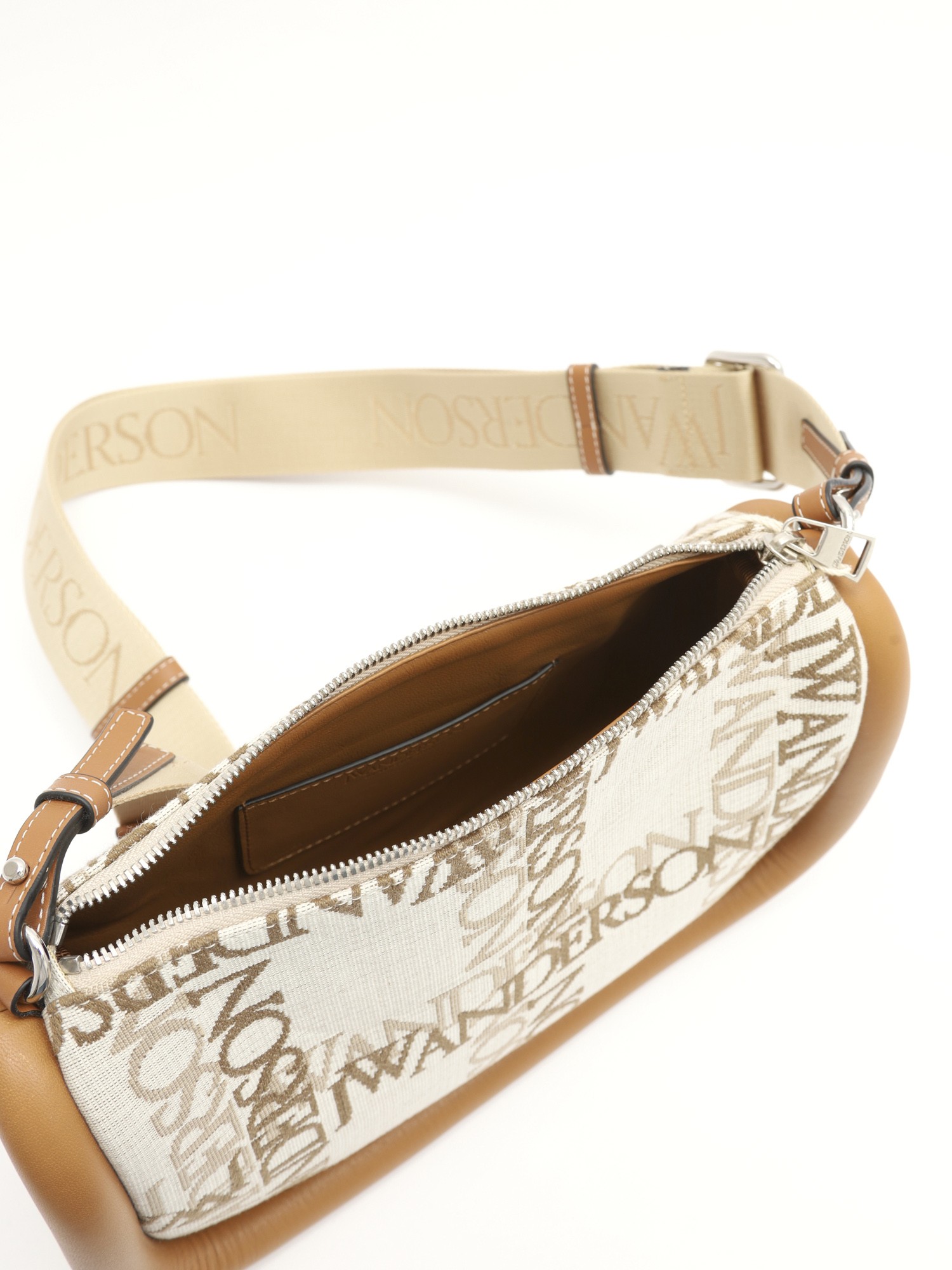 JW Anderson Bumper 7