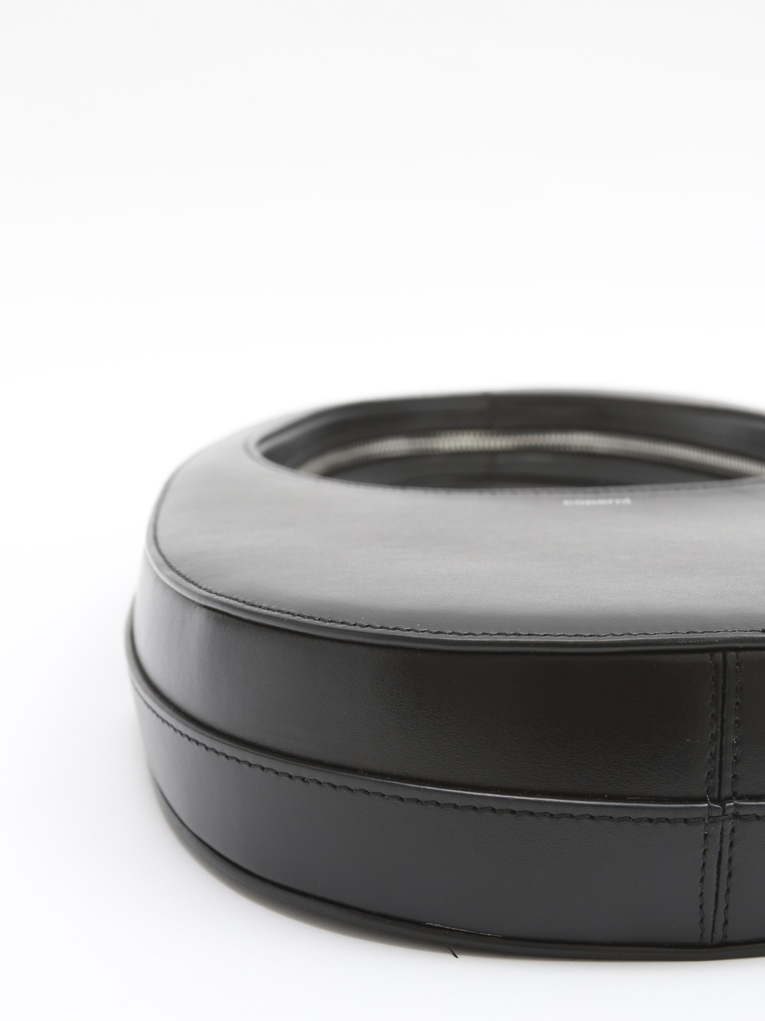 Coperni Swipe 6