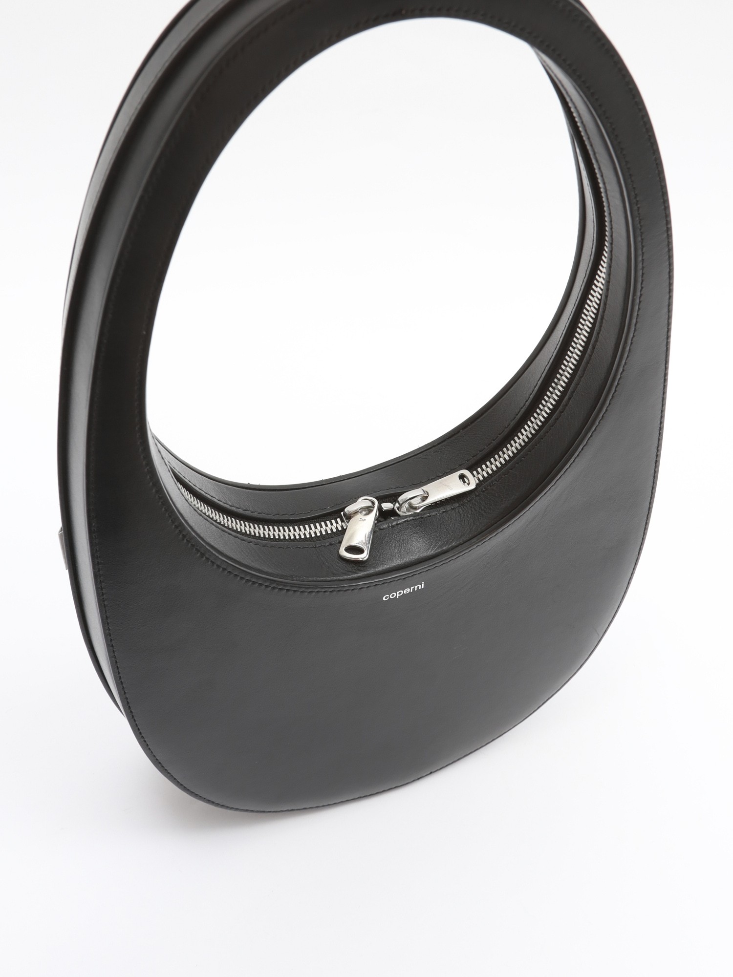 Coperni Swipe 4