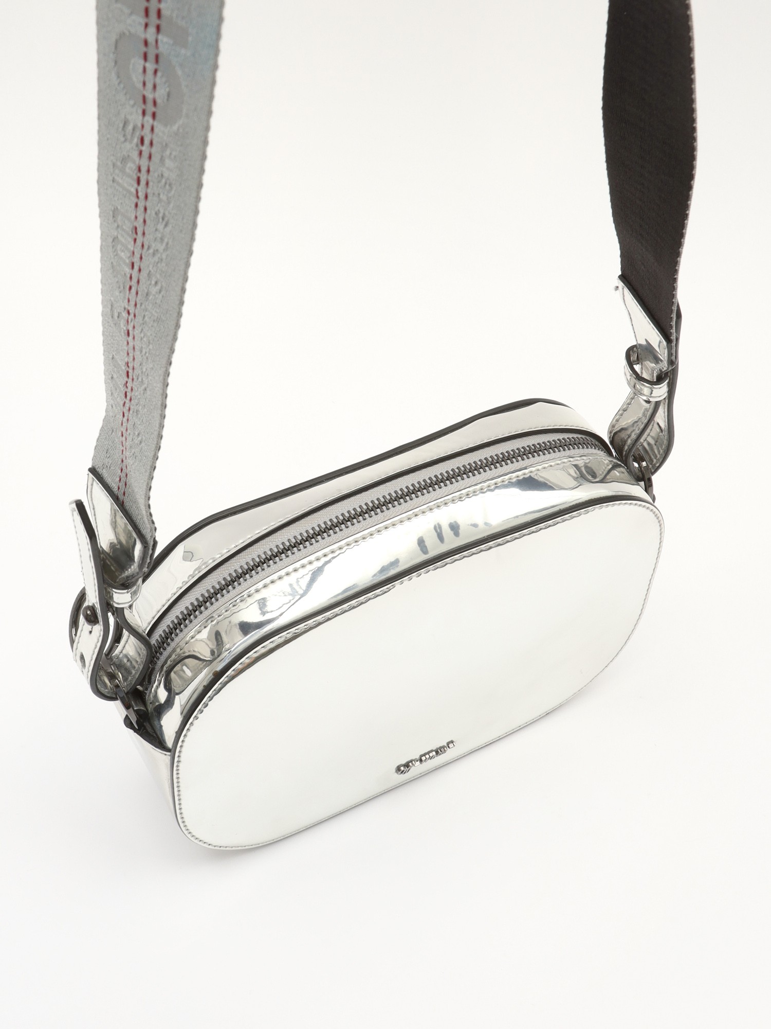 Off-White Leather Bag 4