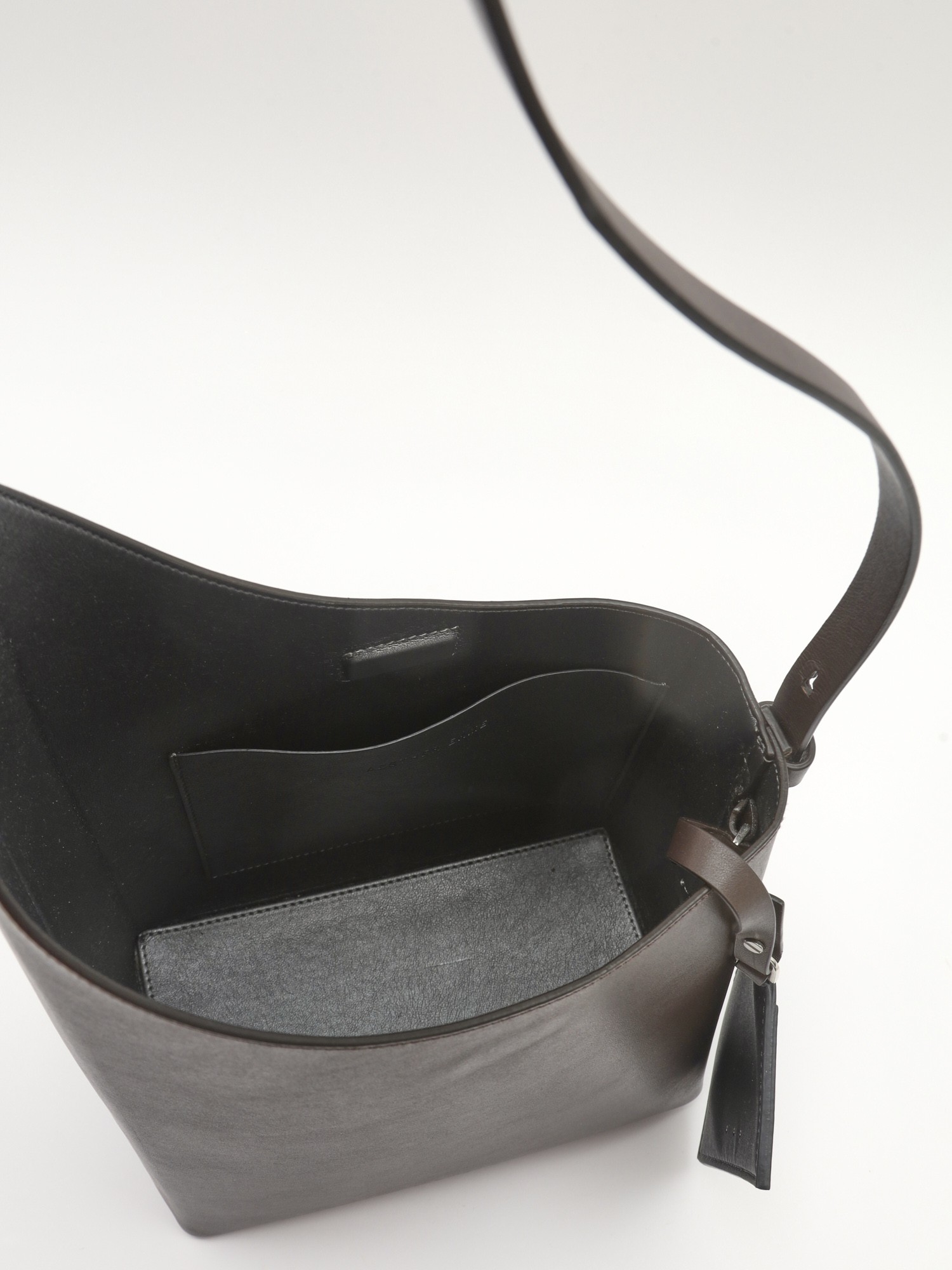 Aesther Ekme Demi Lune 8