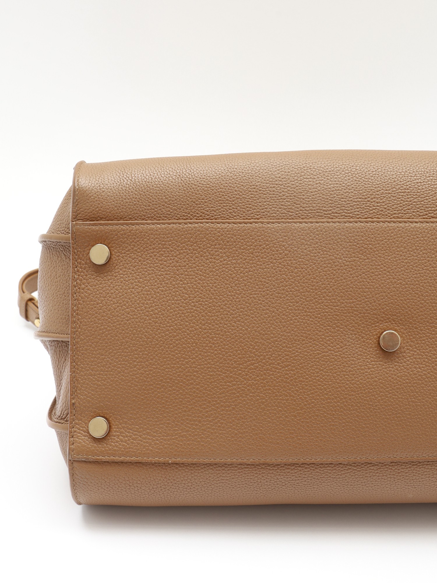 Saint Laurent Sac De Jour  11