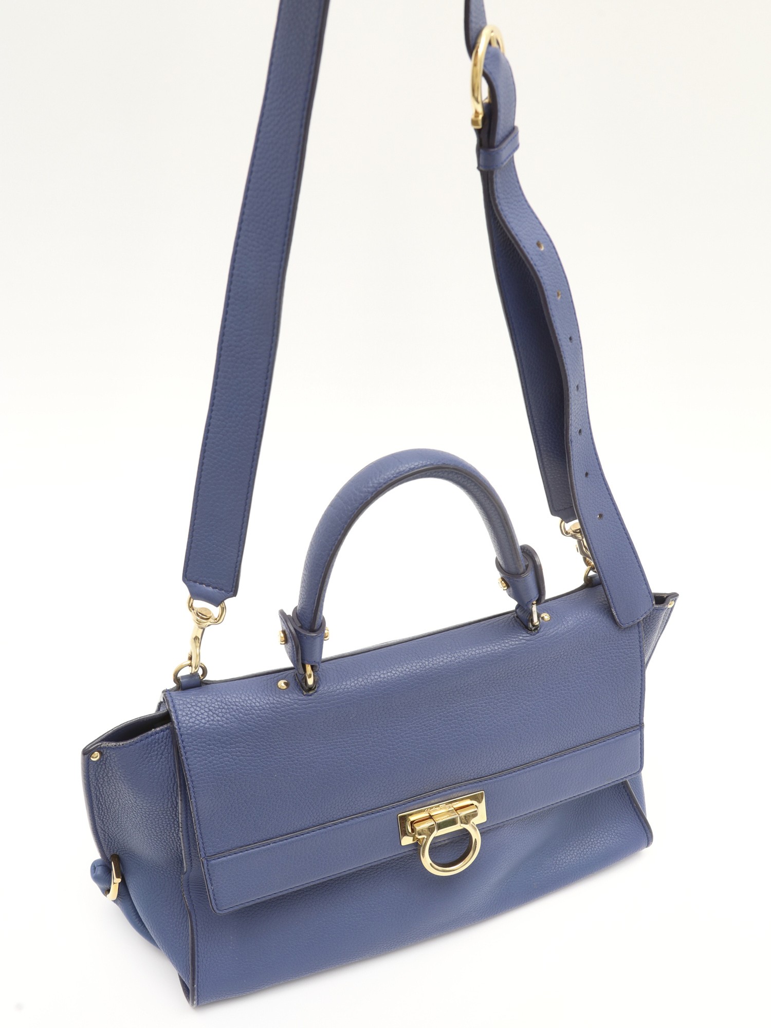 Salvatore Ferragamo Sofia  5