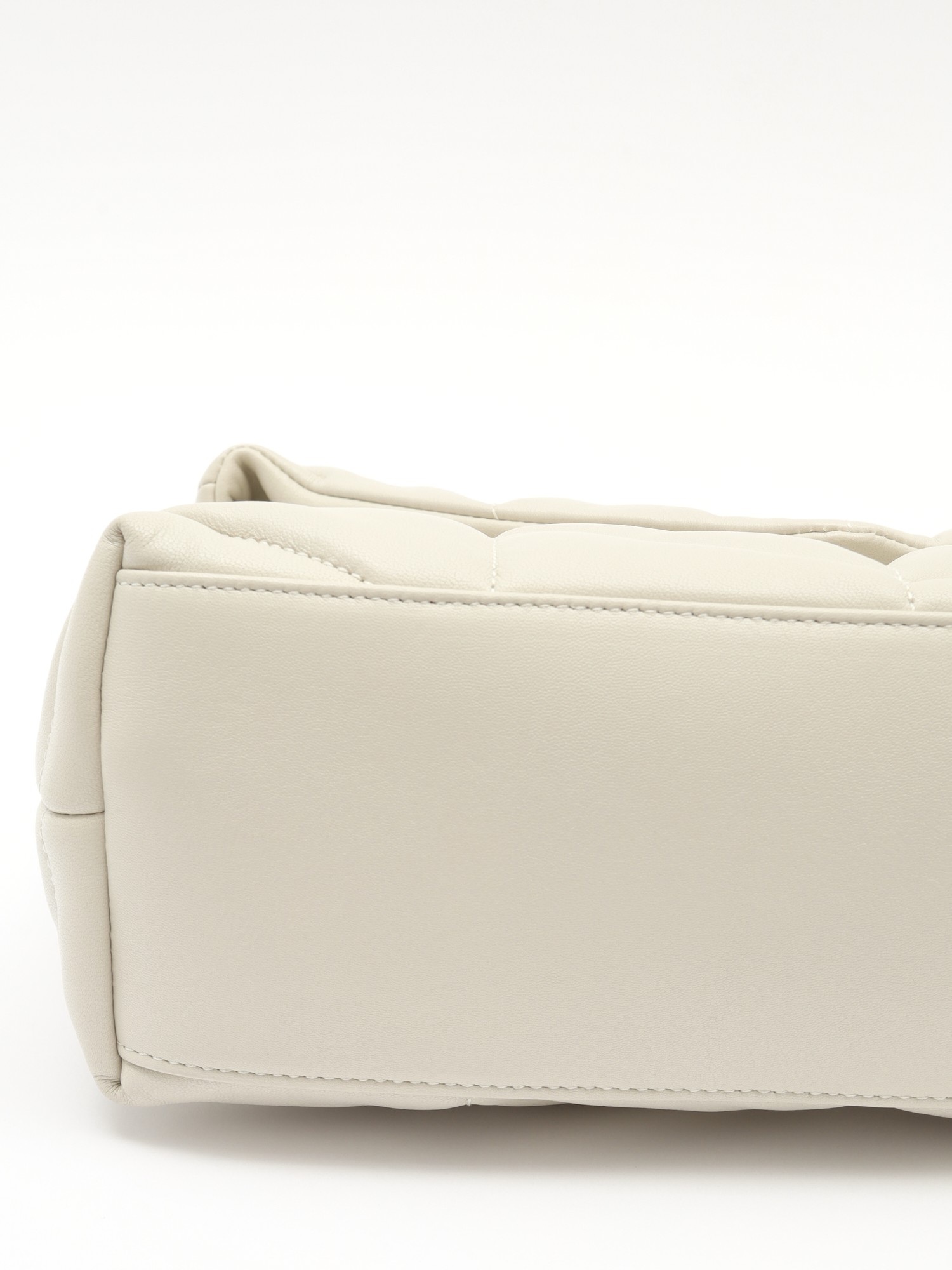Saint Laurent Loulou 5