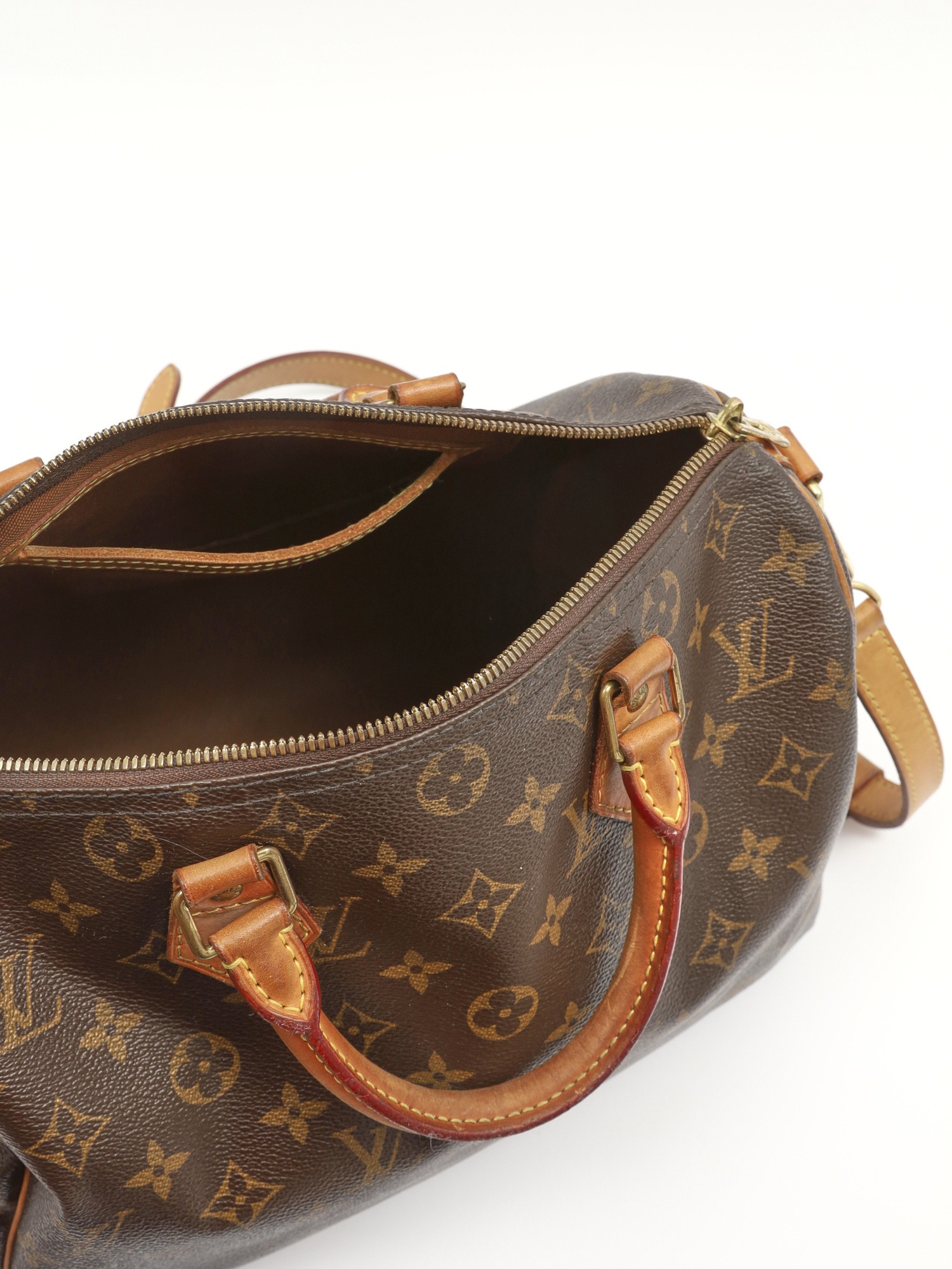 Louis Vuitton Speedy  11