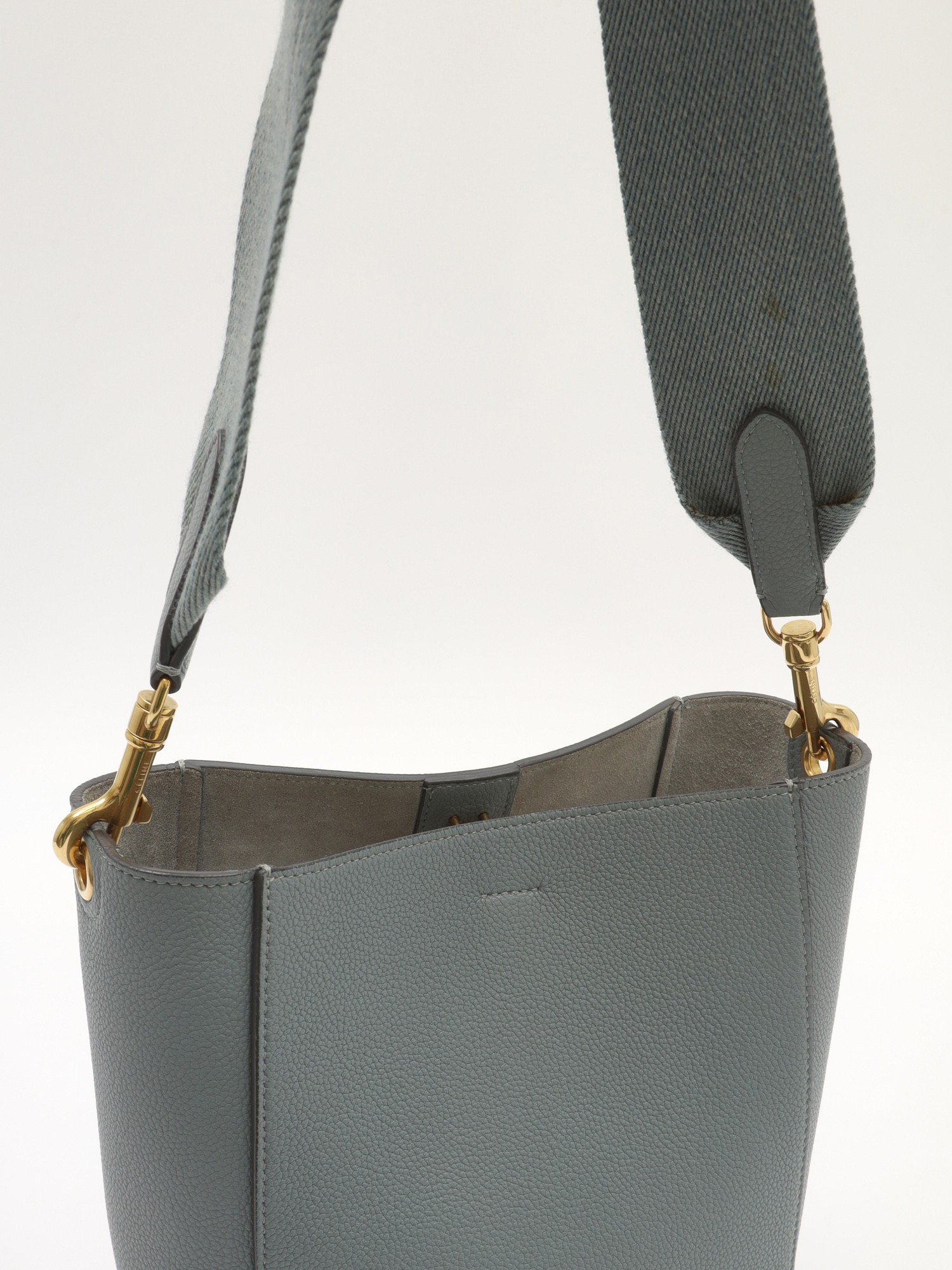 Celine Sangle 4