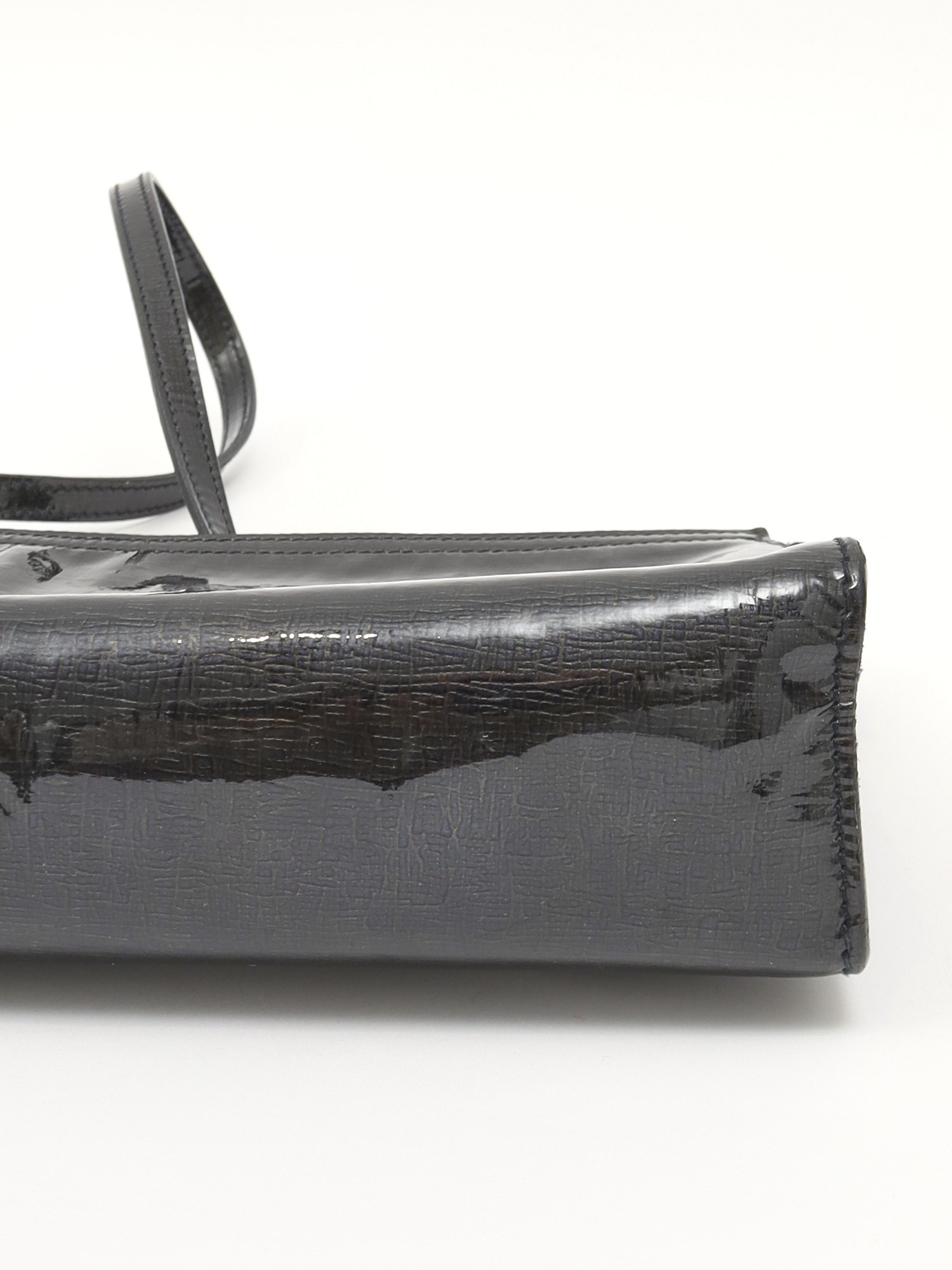 Saint Laurent Leather Bag  6