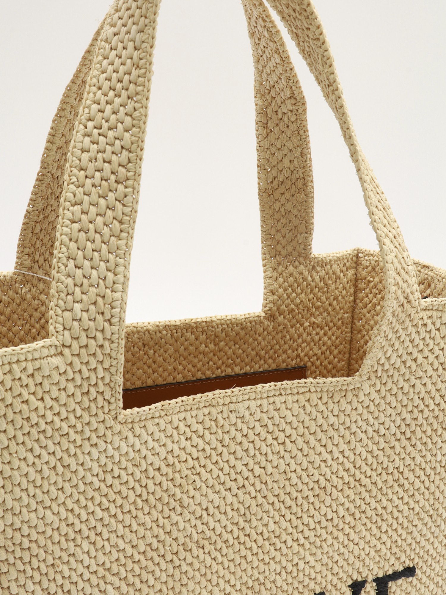 Loewe Font  5