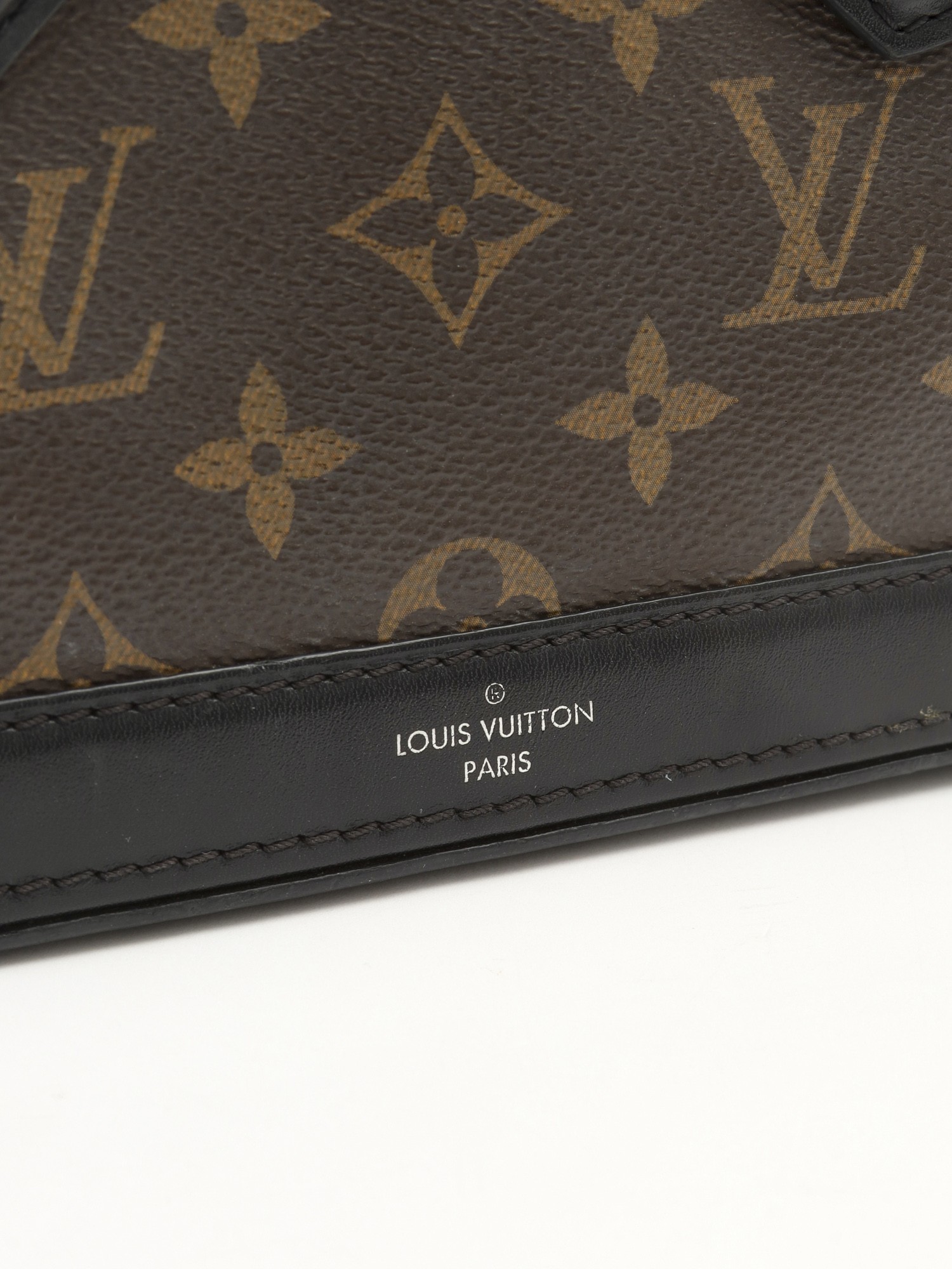 Louis Vuitton Dora 5