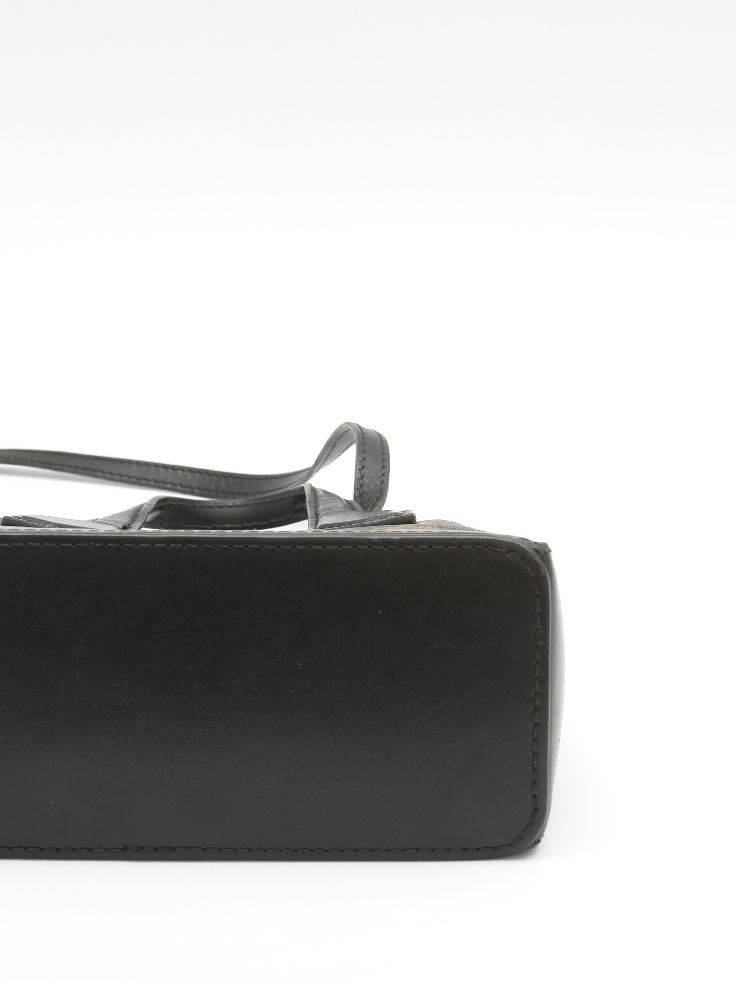 Louis Vuitton Dora 8