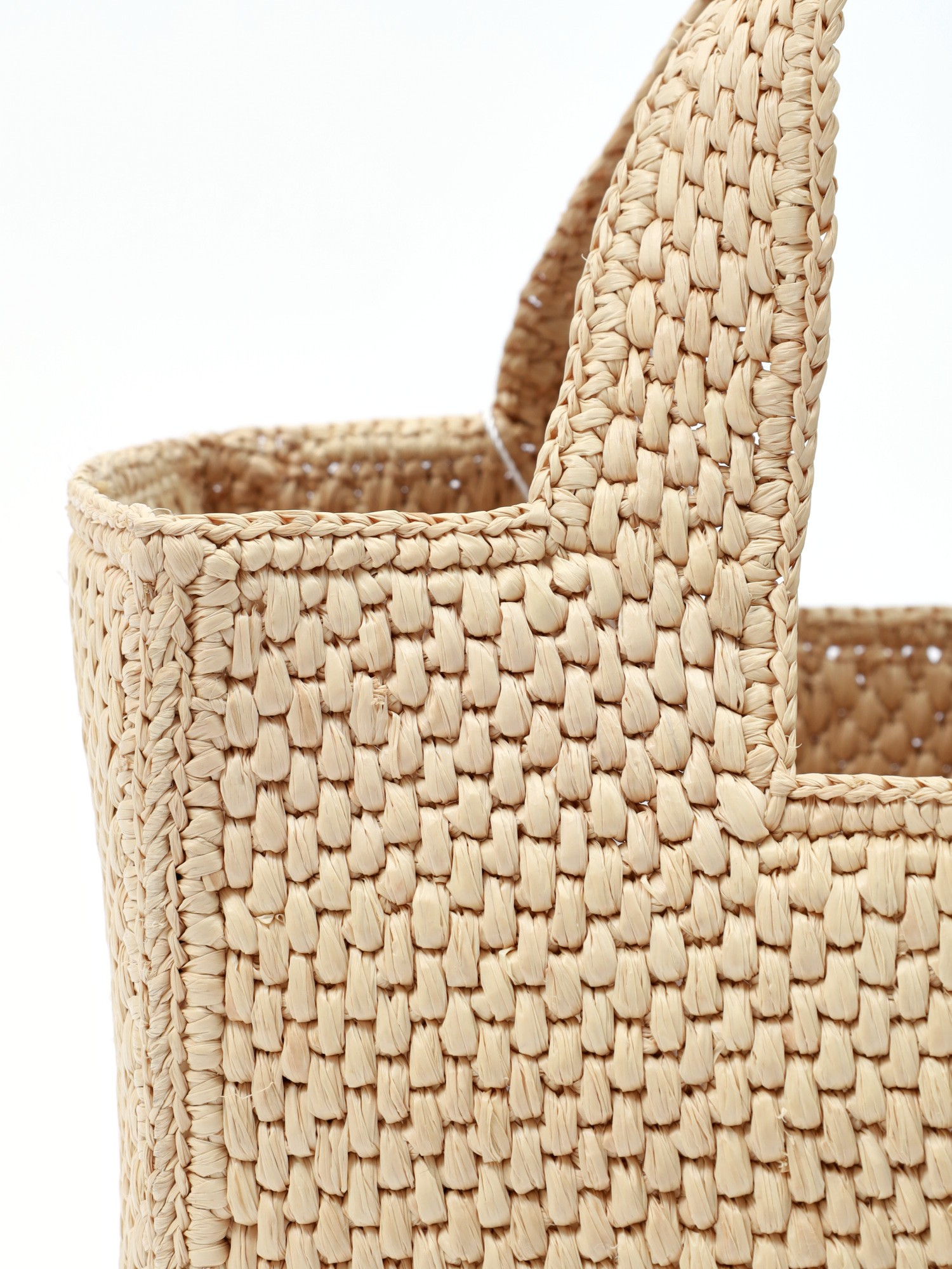 Loewe Font  5