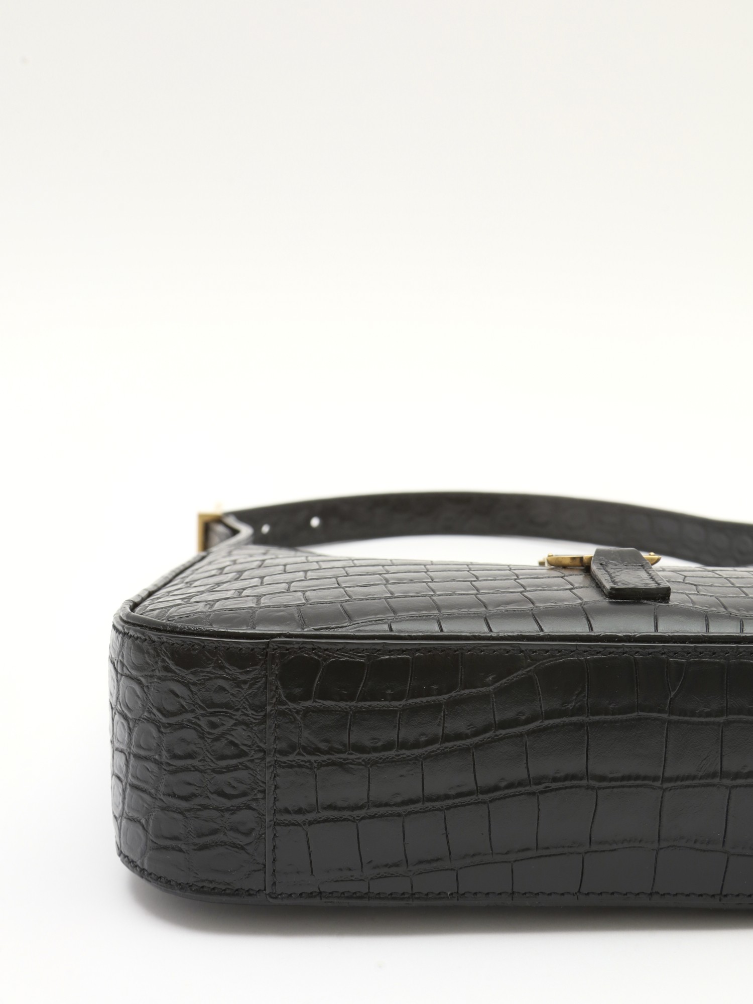 Saint Laurent Le 5 A 7  6