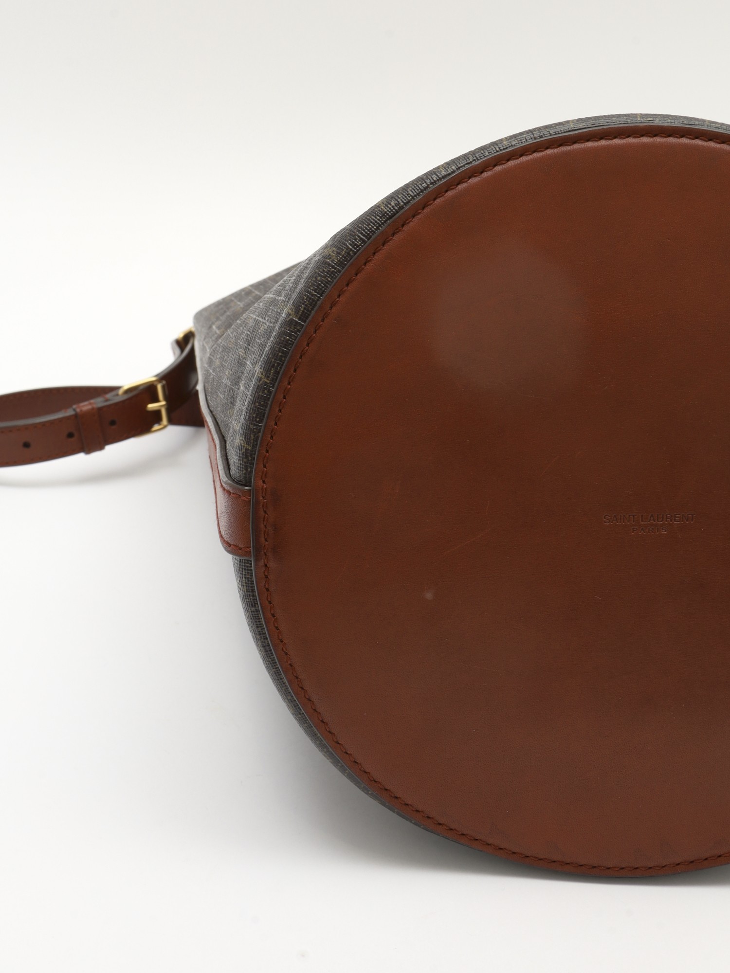 Saint Laurent Leather Bag  5