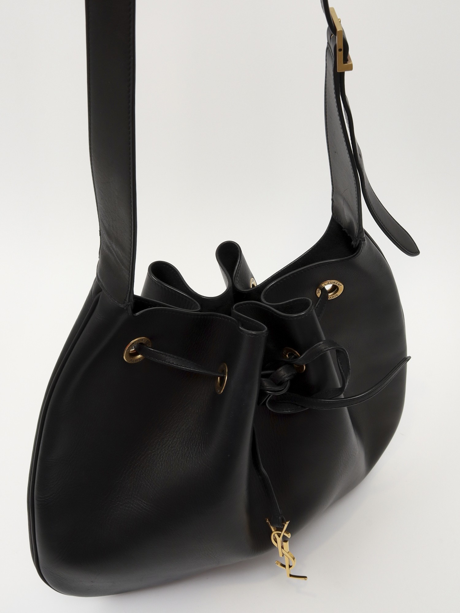 Saint Laurent Paris VII 4