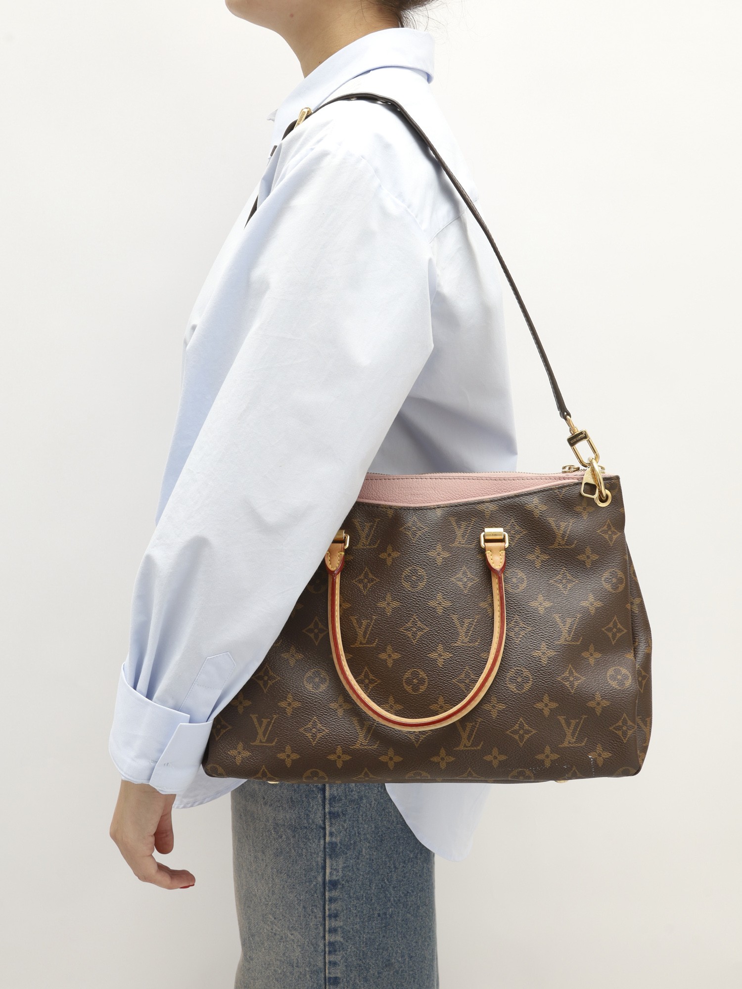 Louis Vuitton Pallas  2