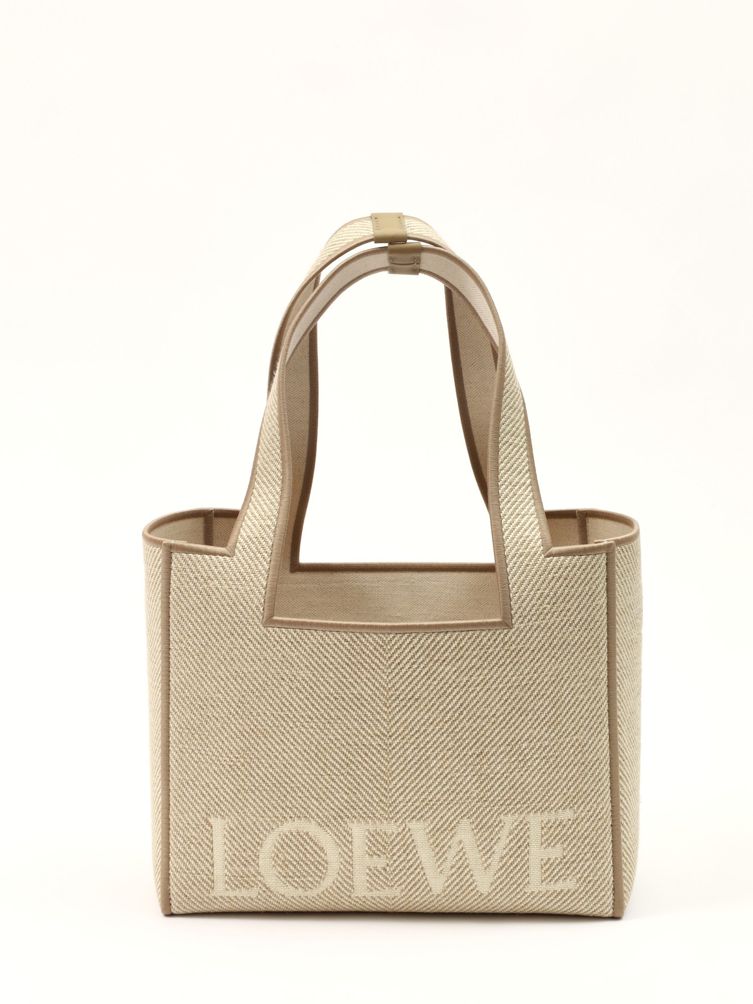 Loewe Font 0