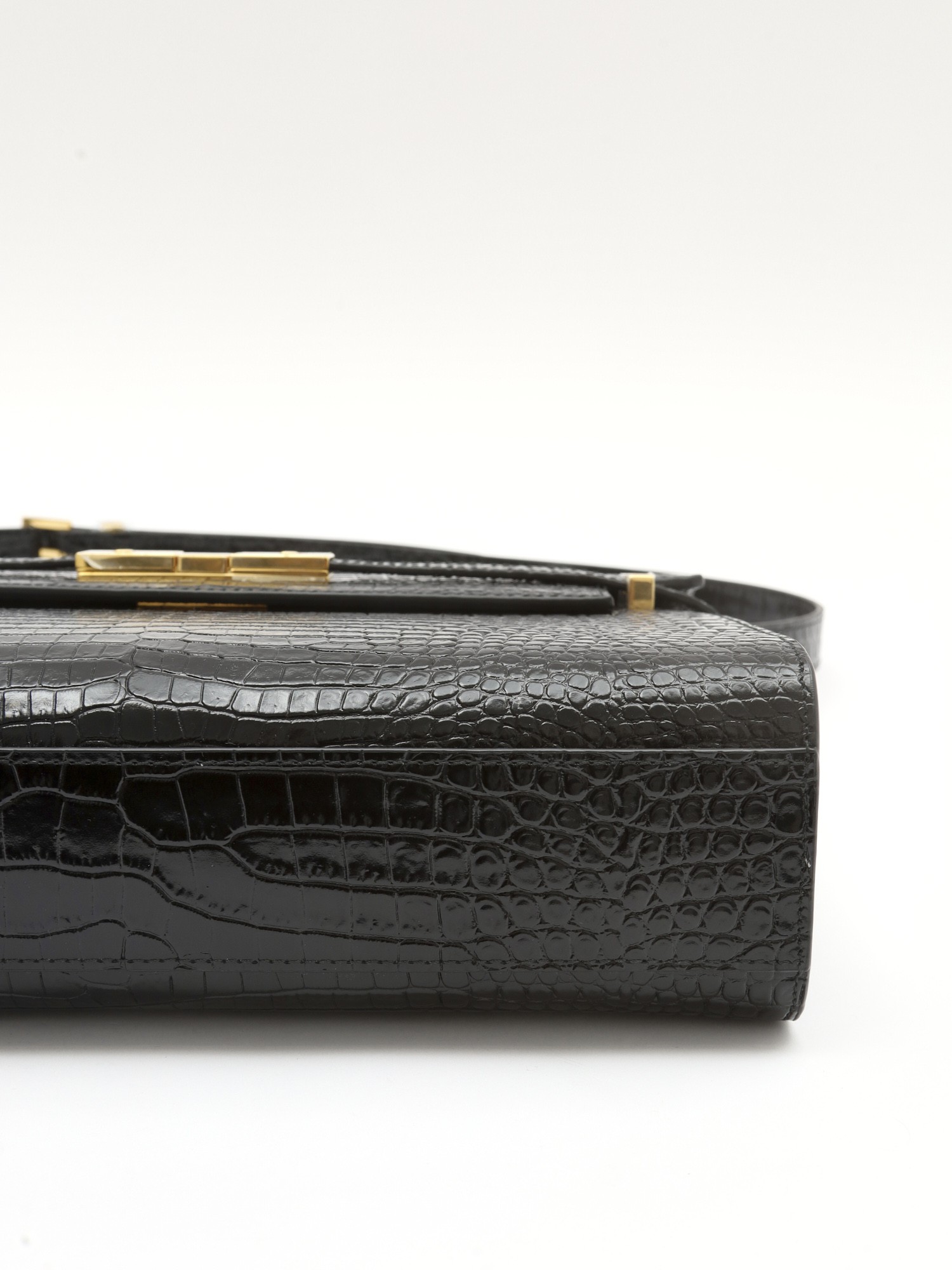 Saint Laurent Manhattan  7