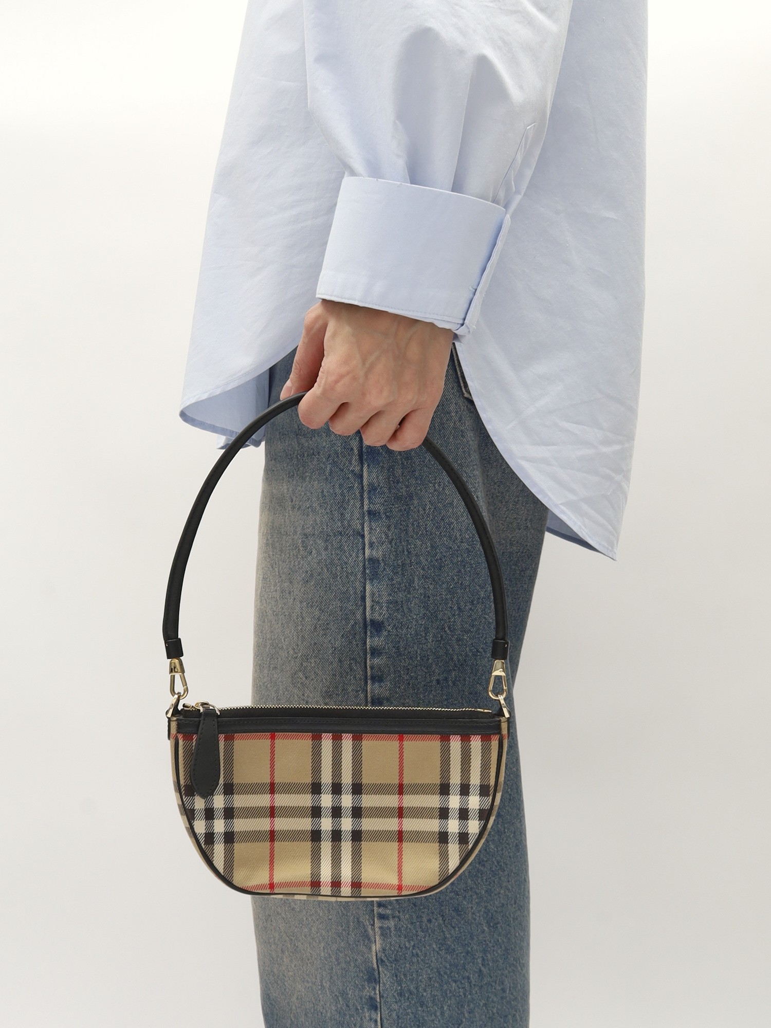 Burberry Olympia  2