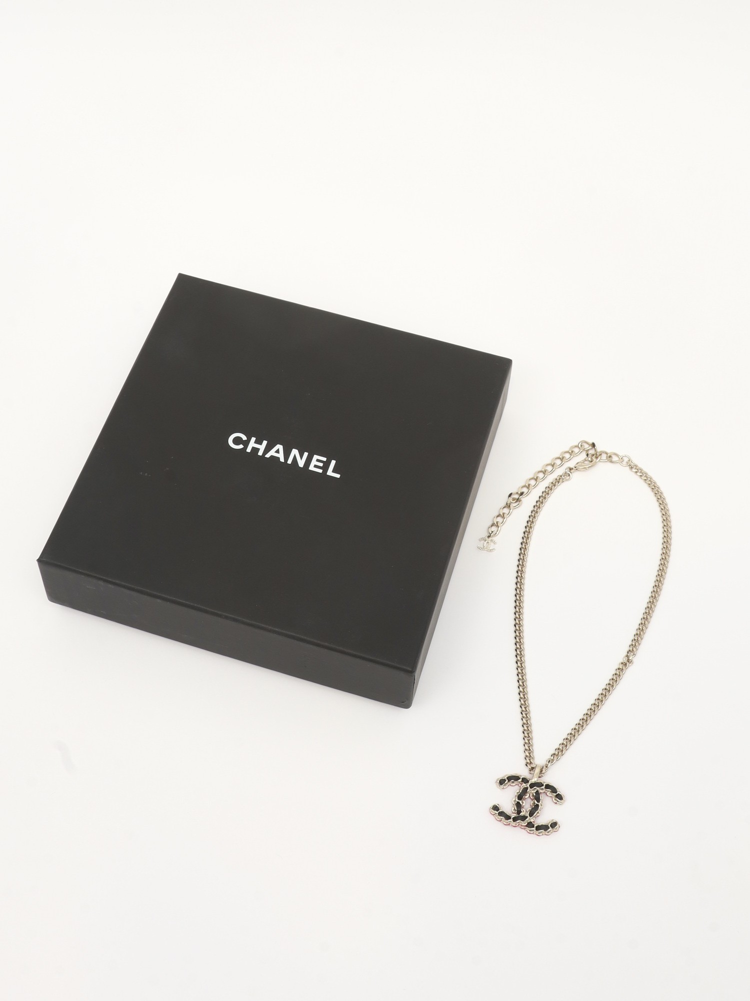 Chanel Necklace 4