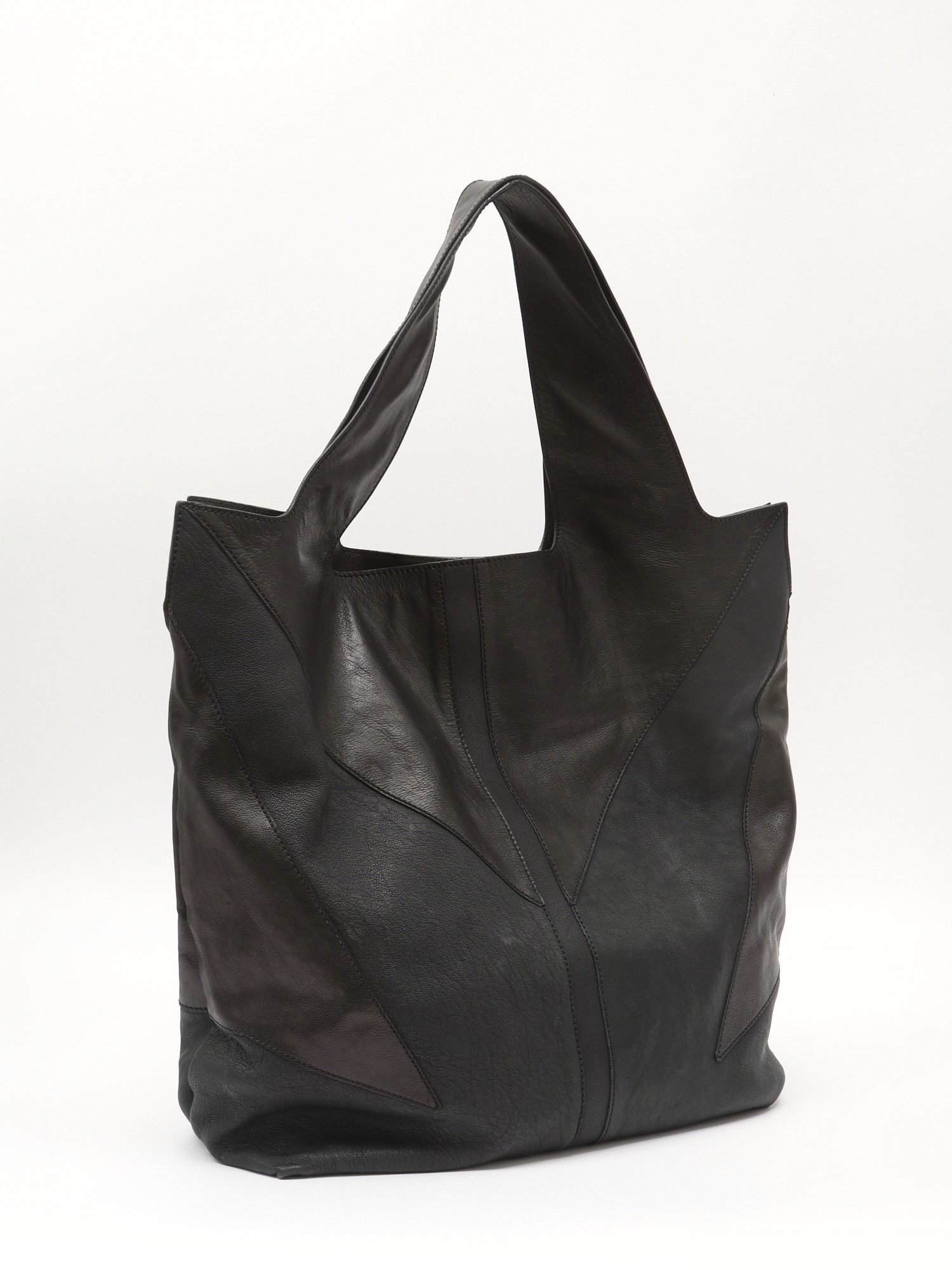 Givenchy Georges V  3
