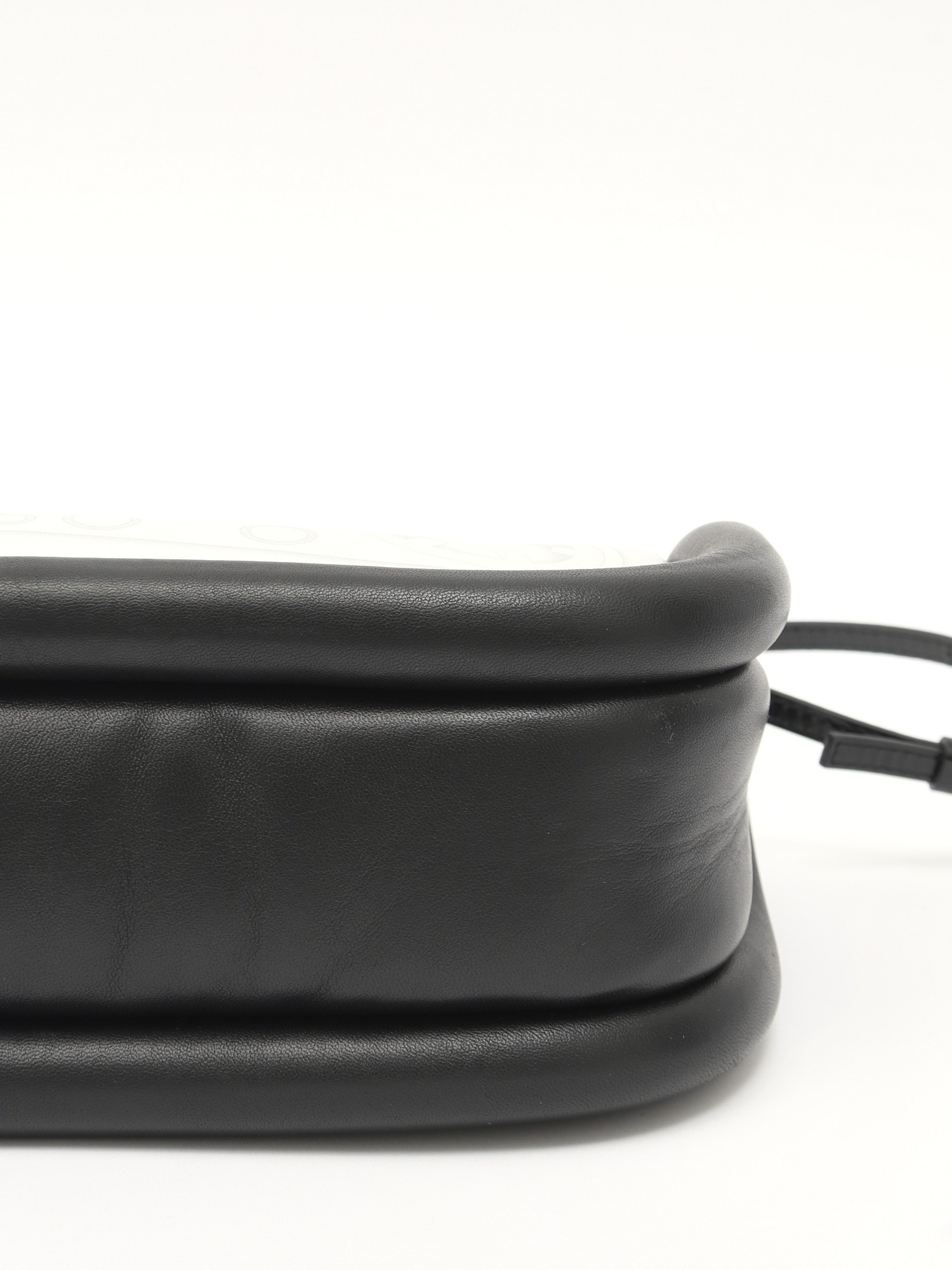 JW Anderson Bumper  5