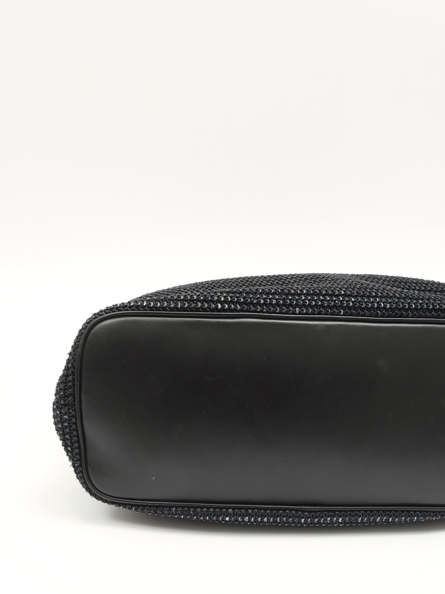 Saint Laurent Boucle 6