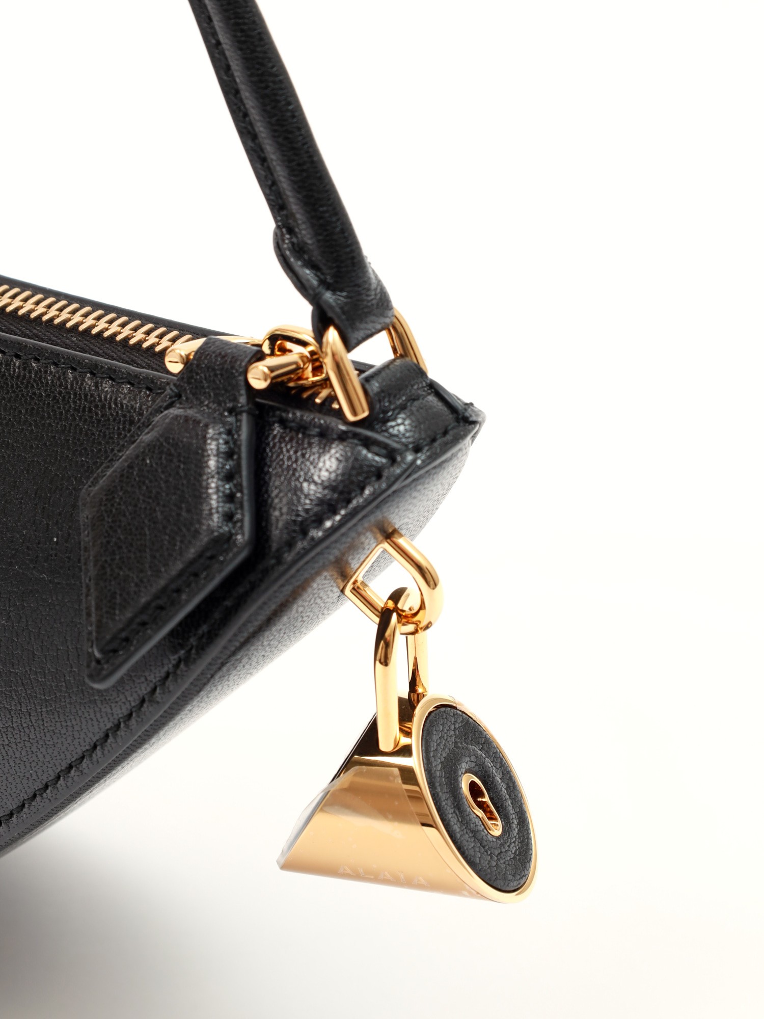 Alaia Le Demi-Cœur 6