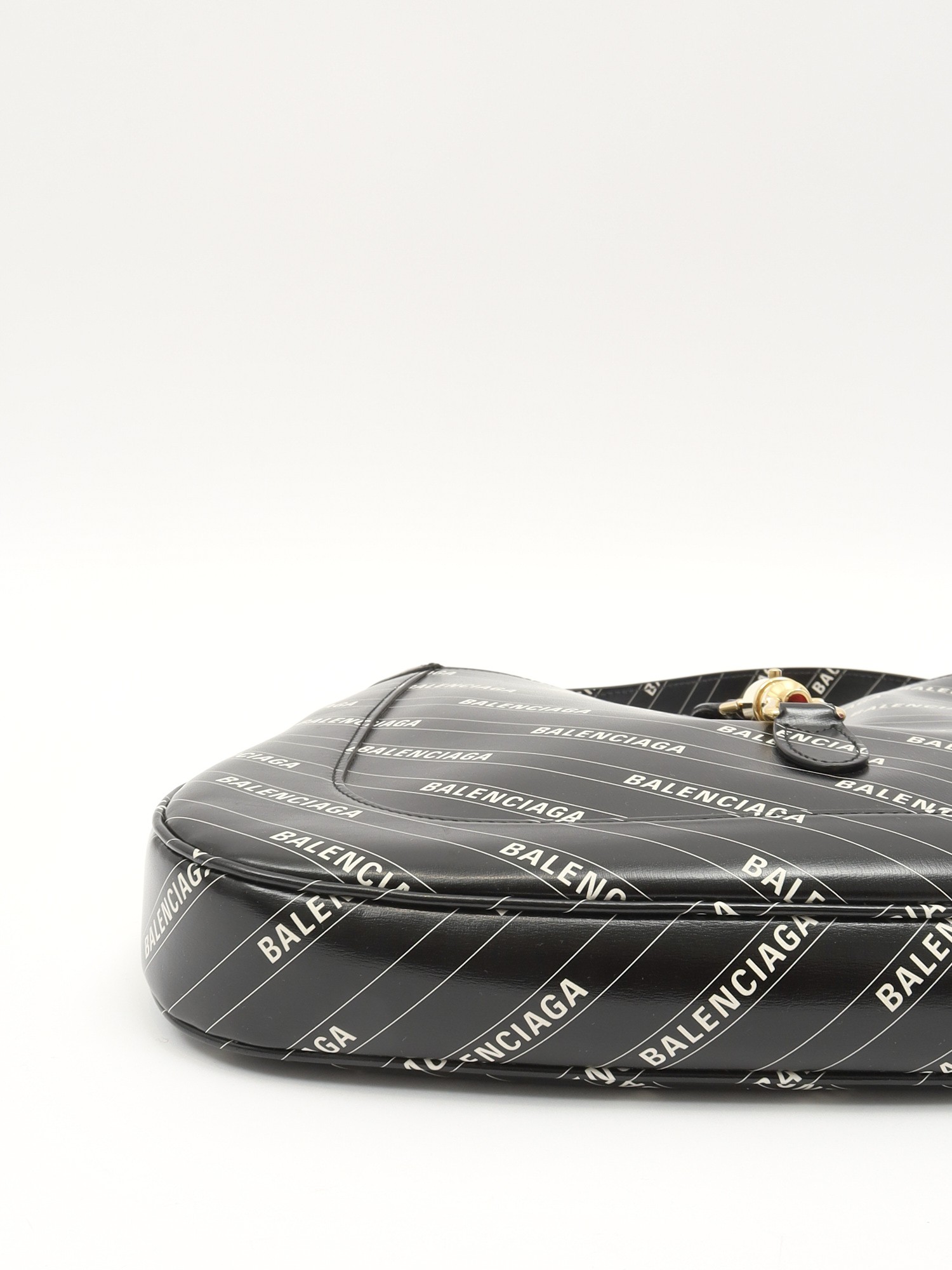 Gucci x Balenciaga The Hacker Project Jackie  5