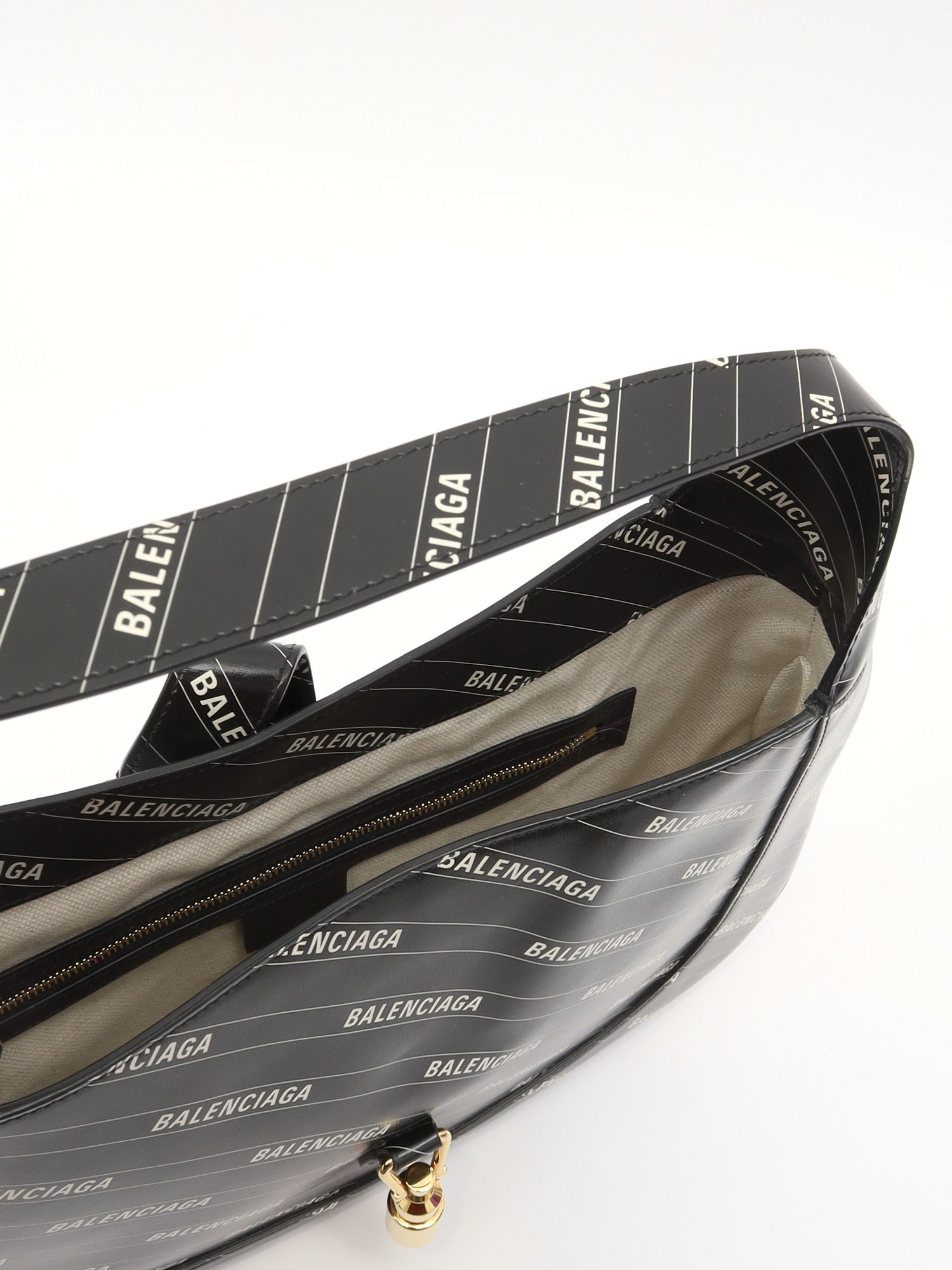 Gucci x Balenciaga The Hacker Project Jackie  7