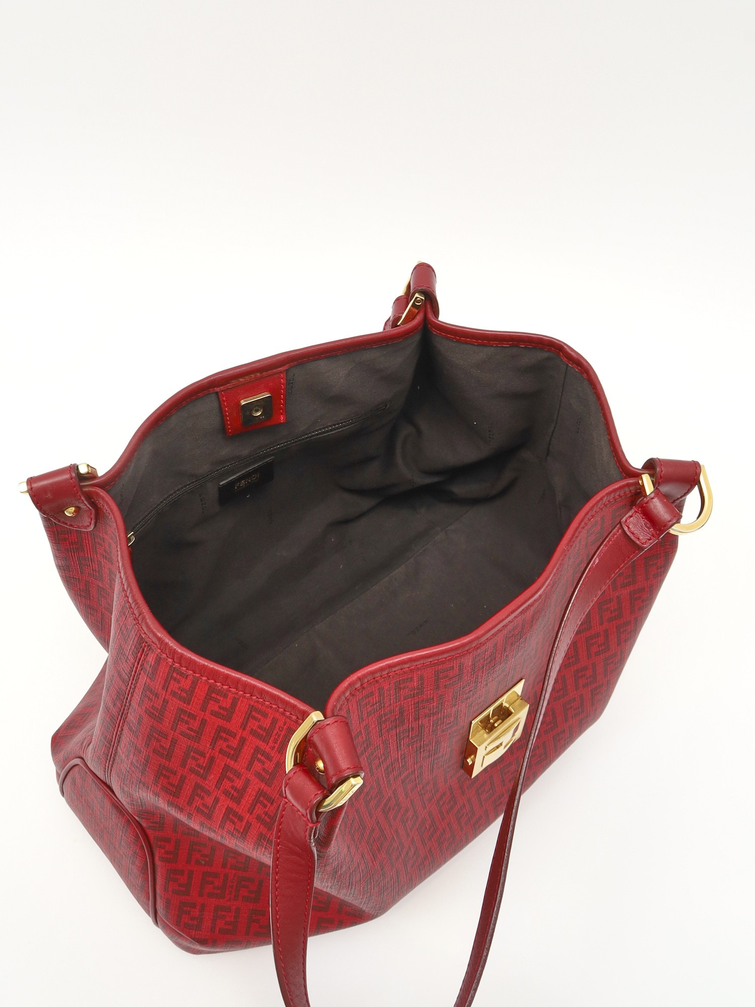Fendi Leather Bag  9