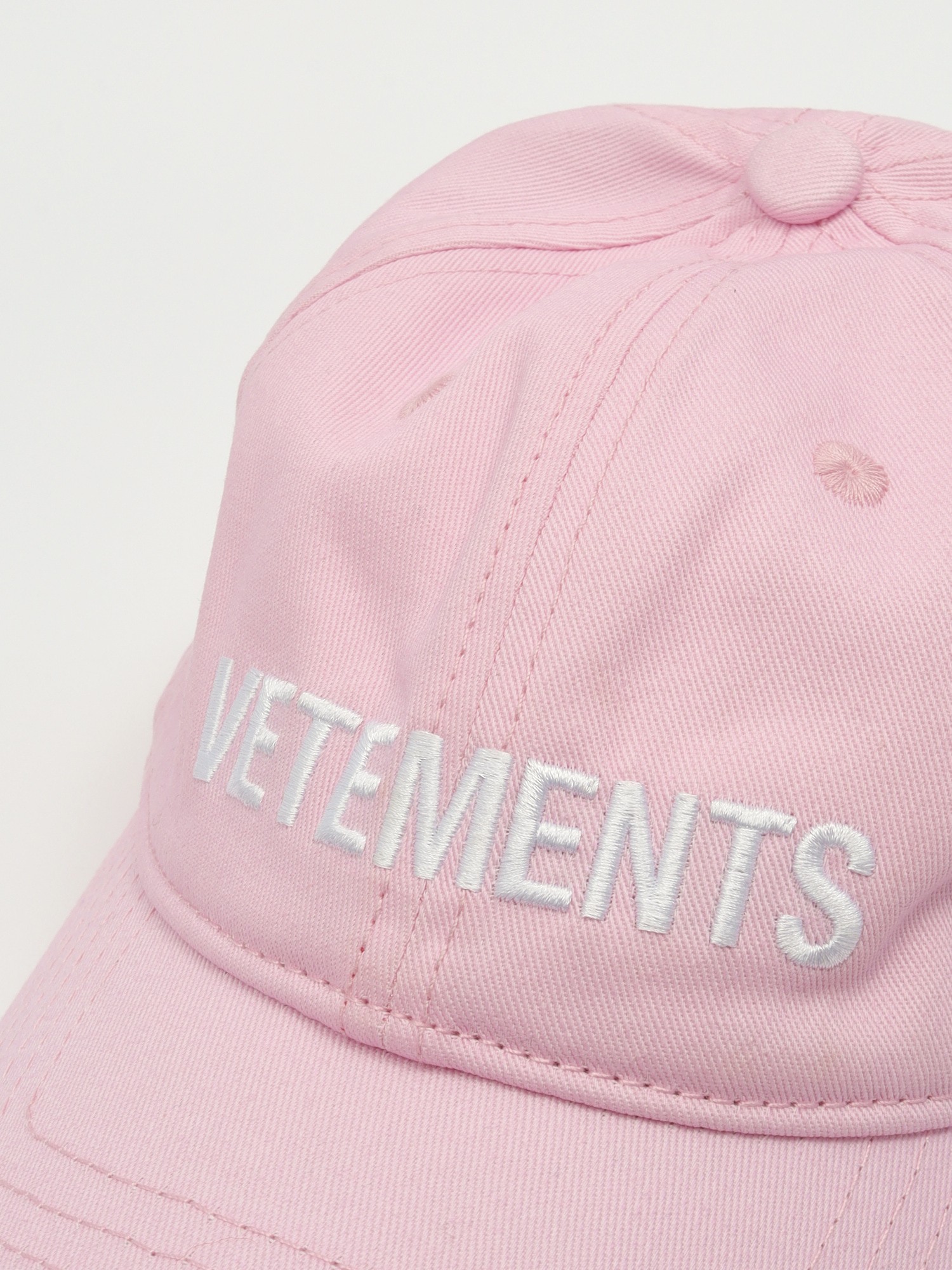 Vetements Cap  4