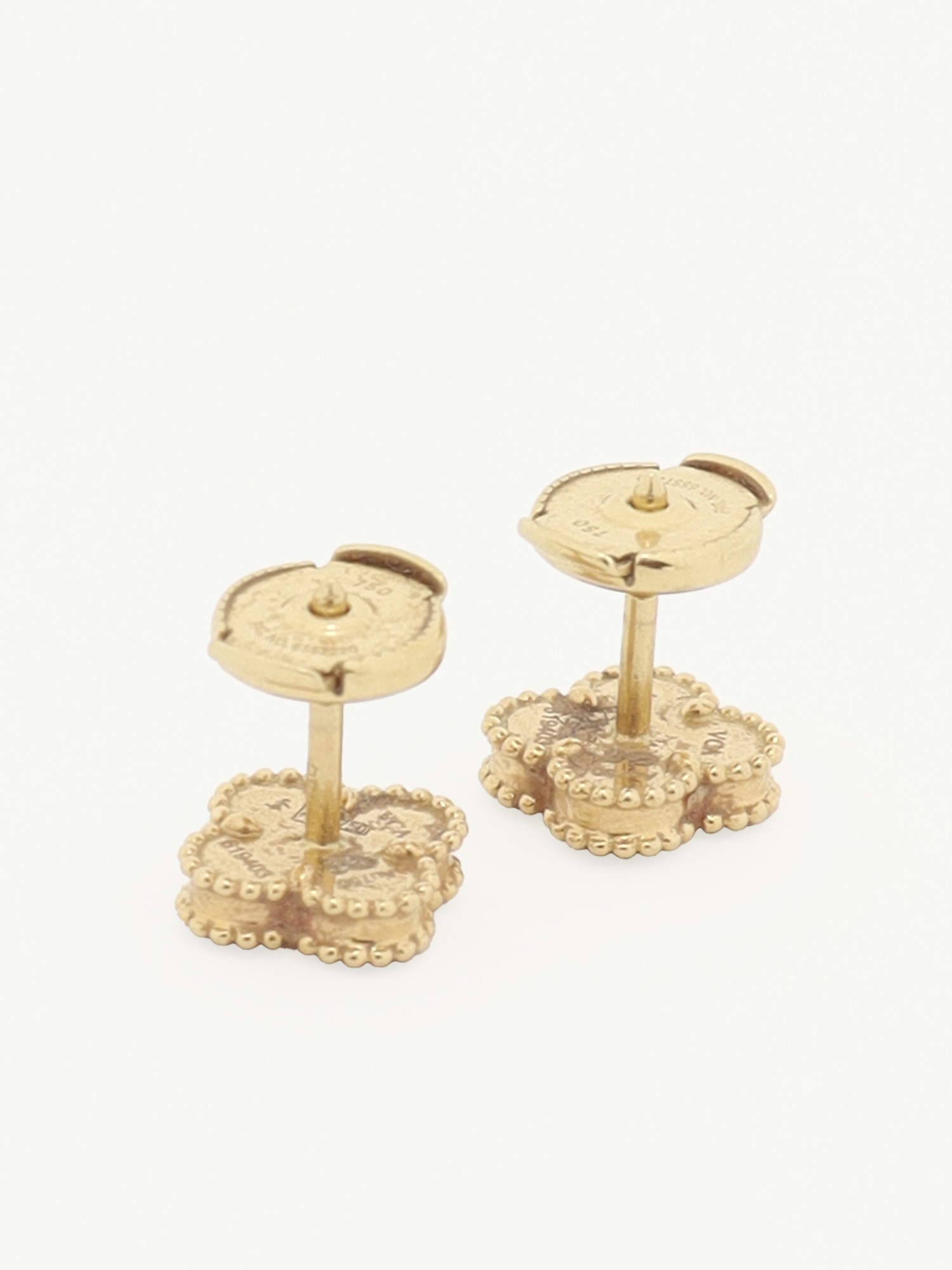 Van Cleef & Arpels Alhambra 3