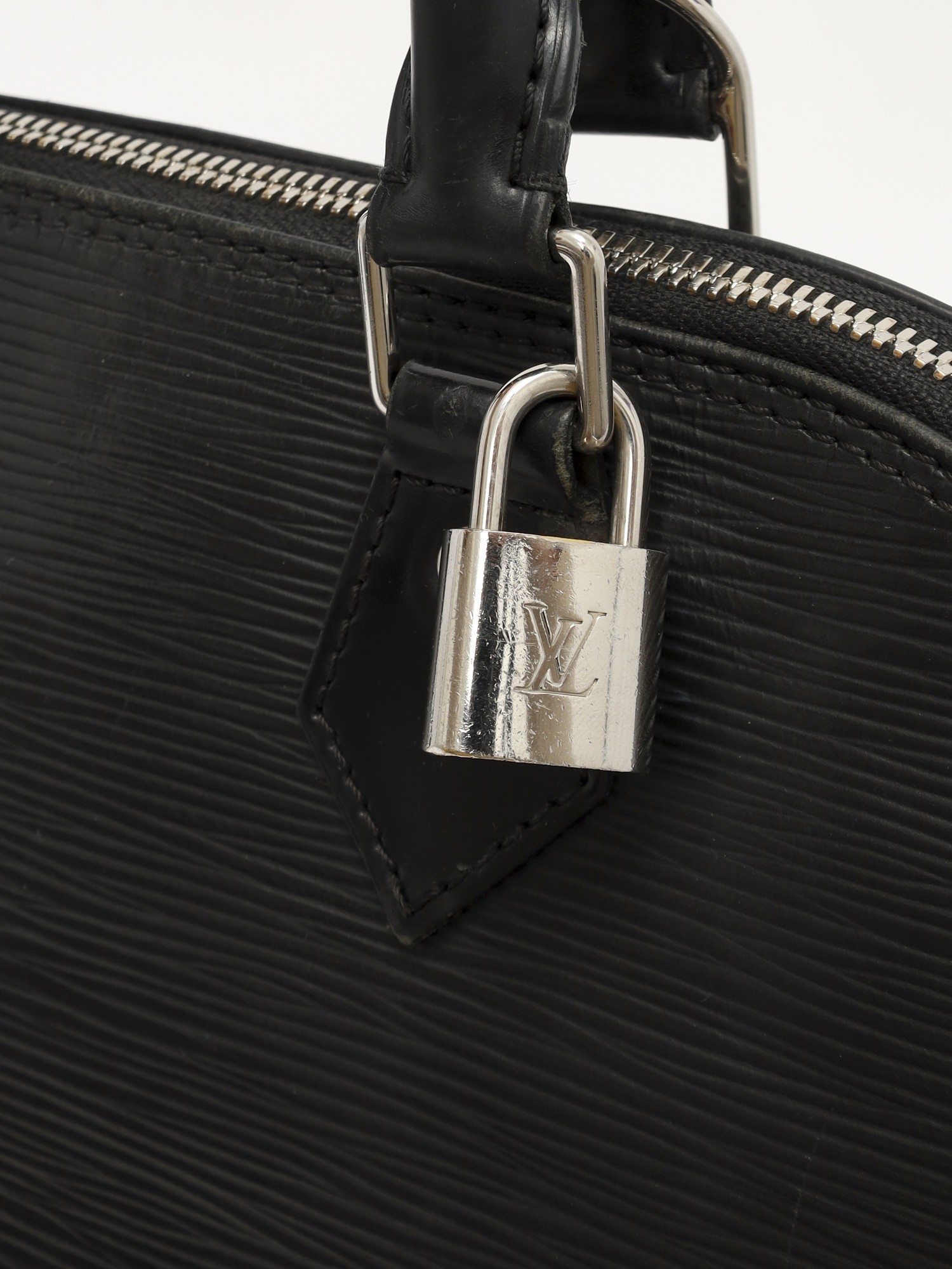 Louis Vuitton Alma  7